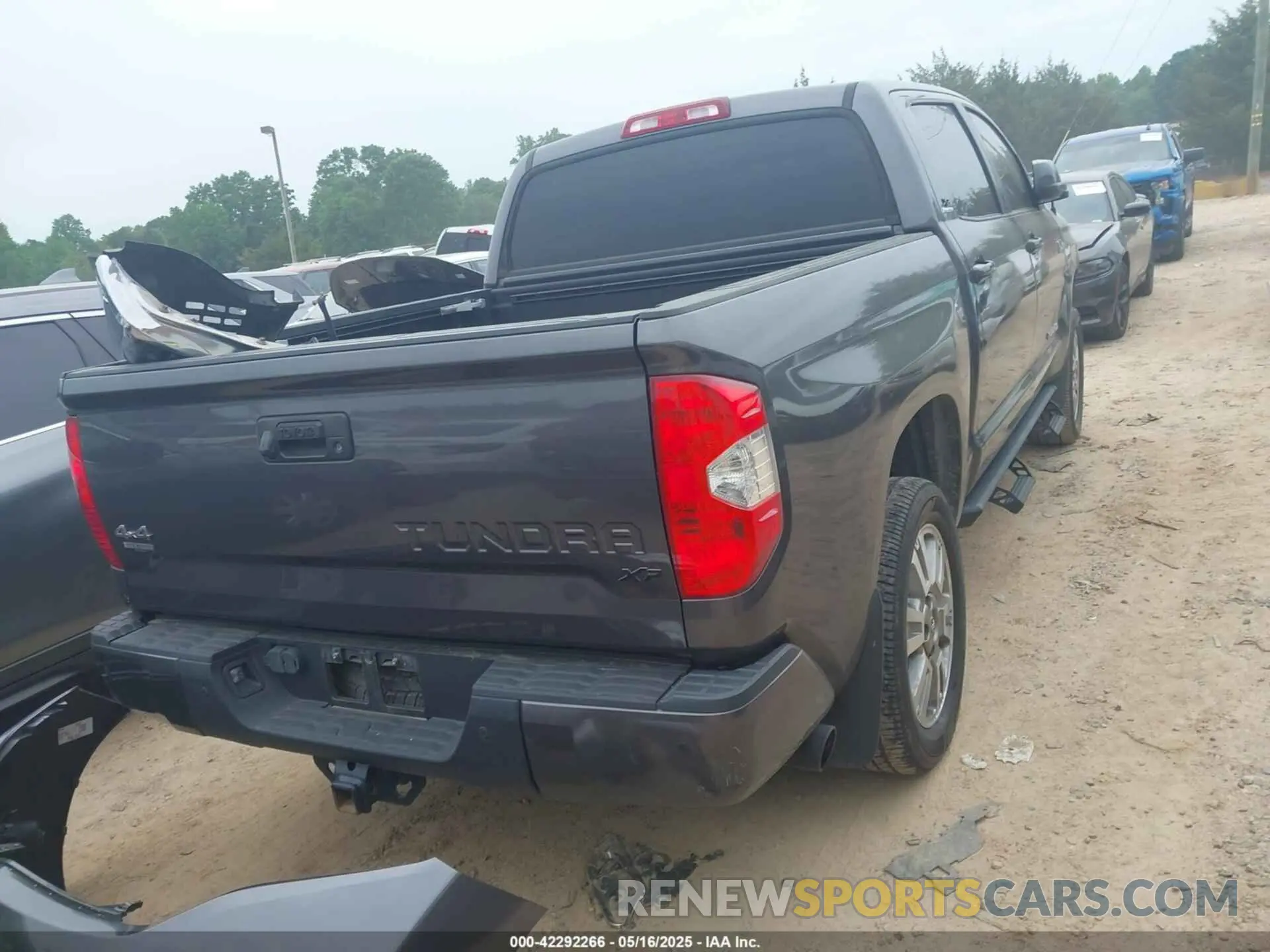15 Photograph of a damaged car 5TFHY5F15KX777874 TOYOTA TUNDRA 2019