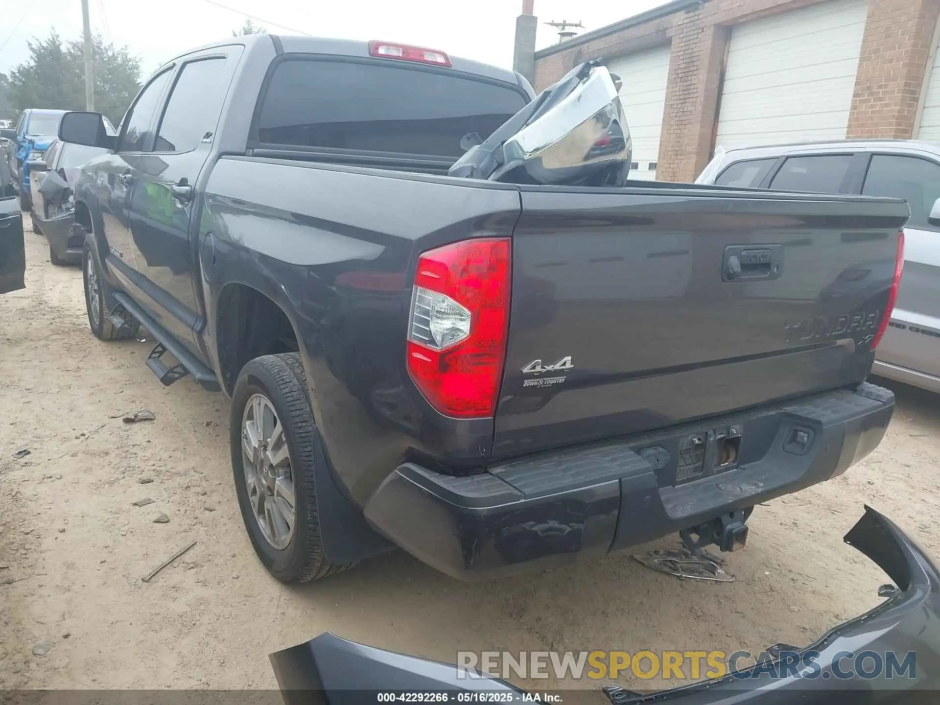 3 Photograph of a damaged car 5TFHY5F15KX777874 TOYOTA TUNDRA 2019