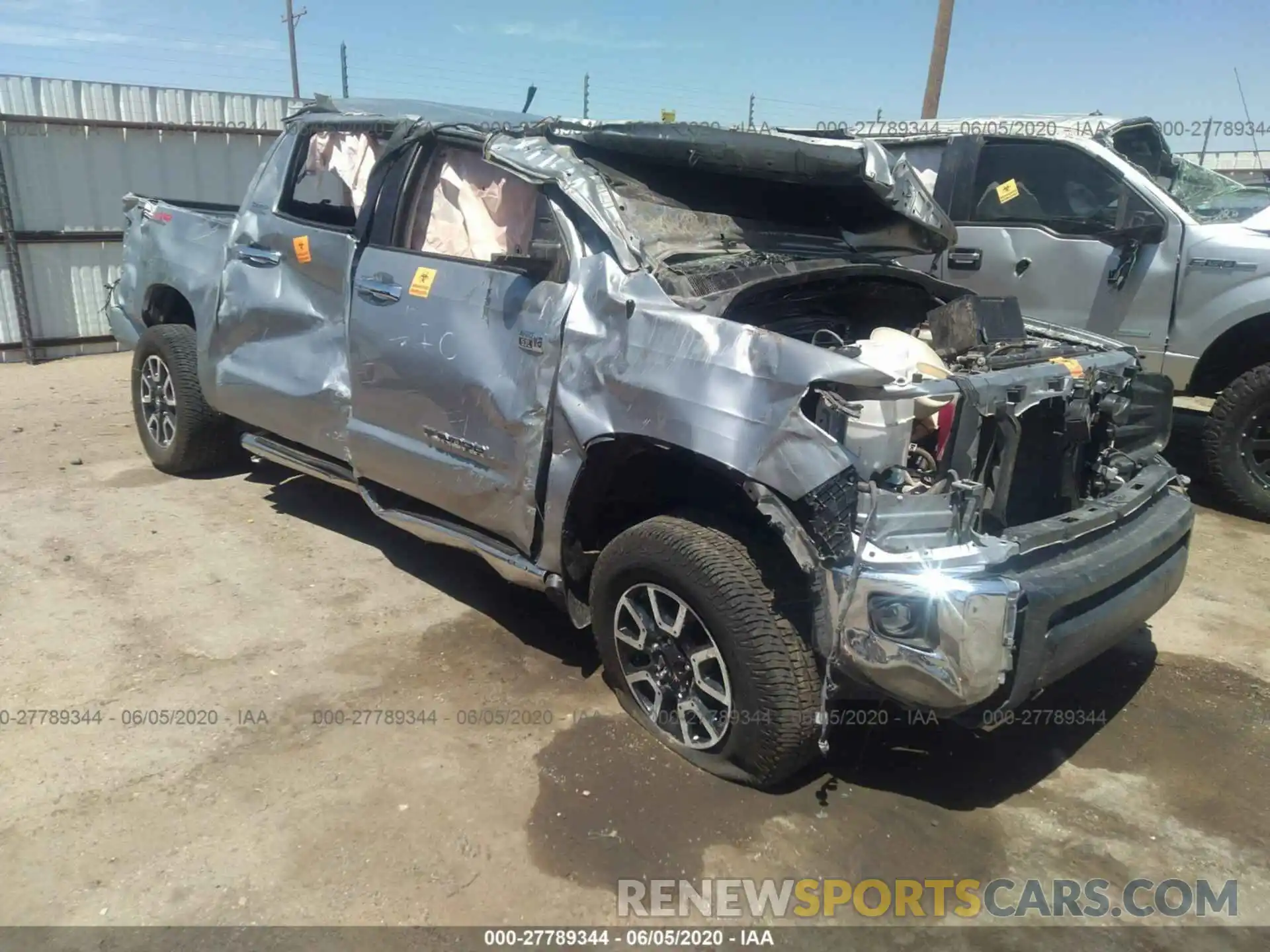 1 Photograph of a damaged car 5TFHY5F17KX800880 TOYOTA TUNDRA 2019