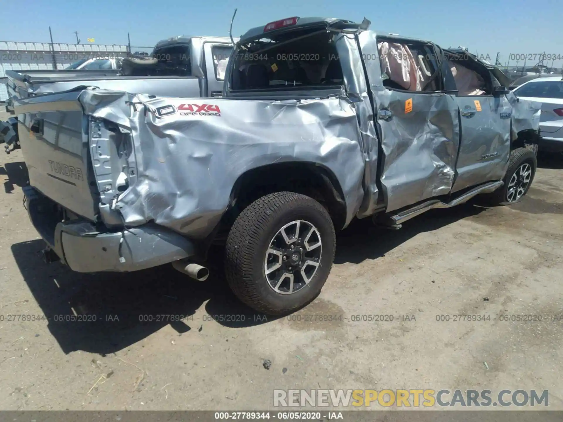 4 Photograph of a damaged car 5TFHY5F17KX800880 TOYOTA TUNDRA 2019