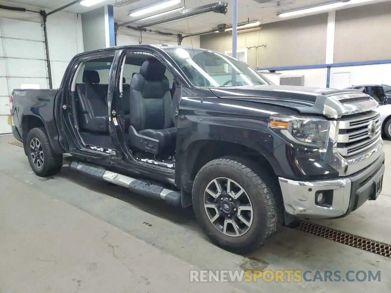 4 Photograph of a damaged car 5TFHY5F19KX800847 TOYOTA TUNDRA 2019