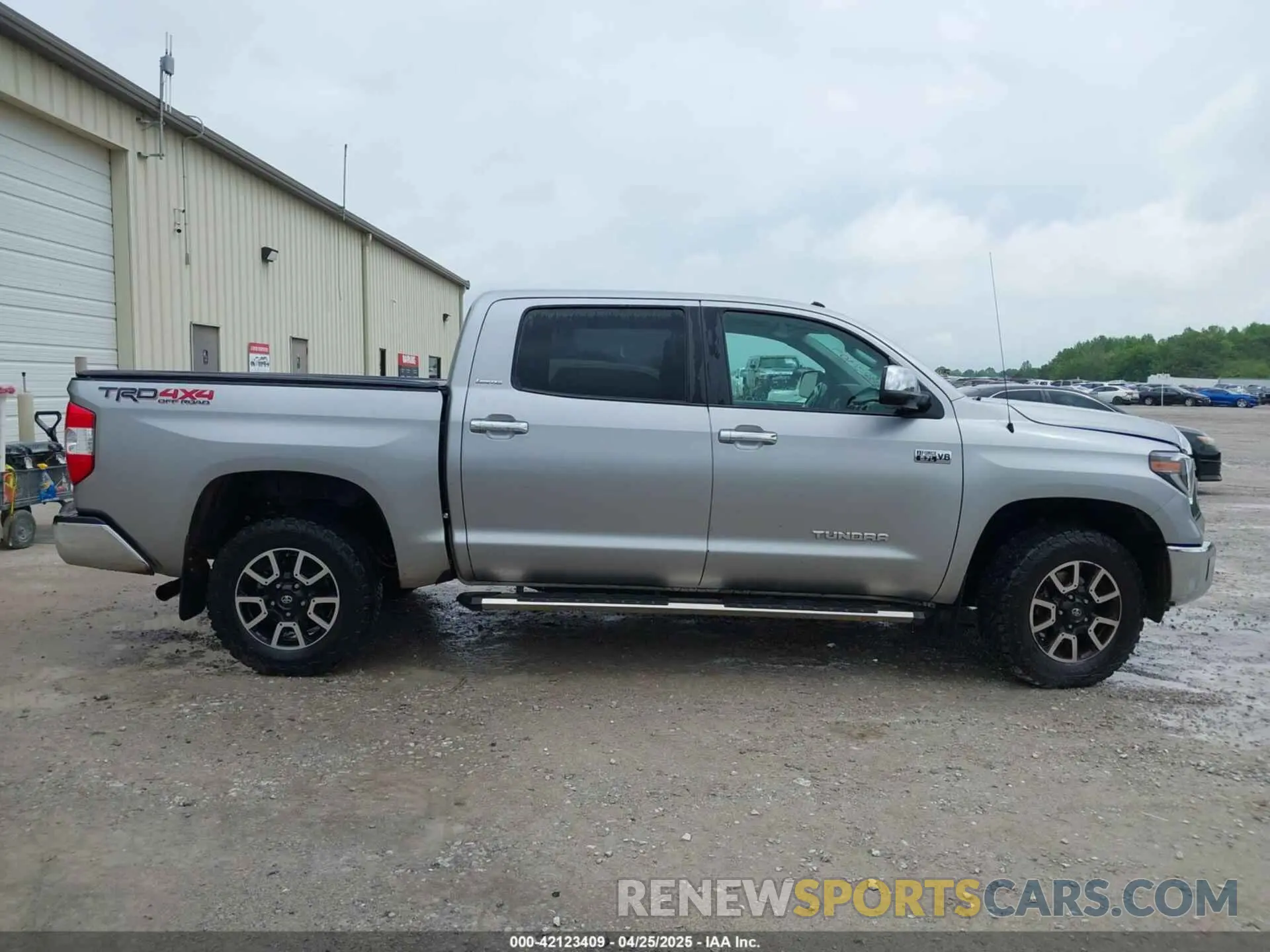 12 Photograph of a damaged car 5TFHY5F1XKX797358 TOYOTA TUNDRA 2019