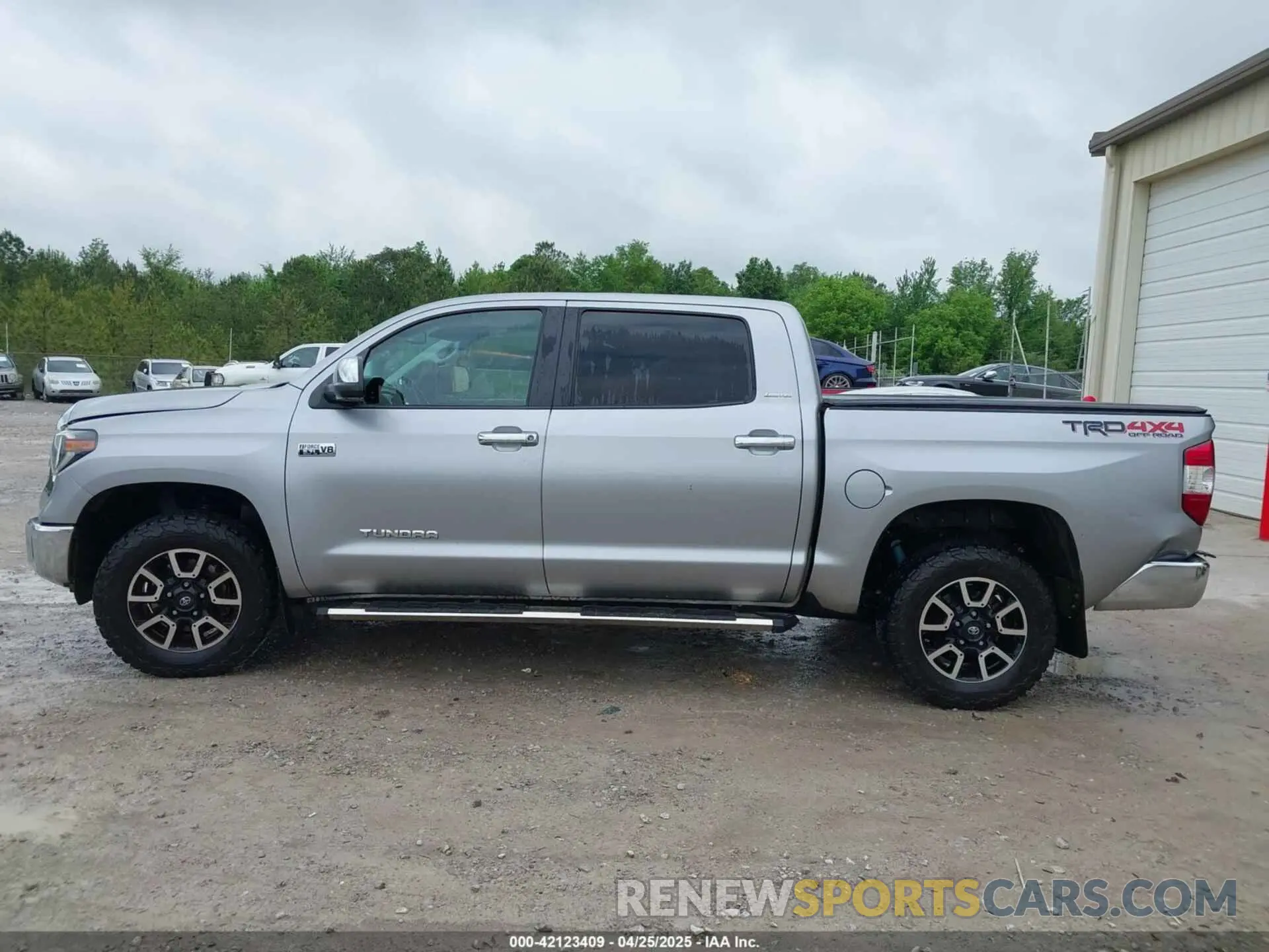 13 Photograph of a damaged car 5TFHY5F1XKX797358 TOYOTA TUNDRA 2019