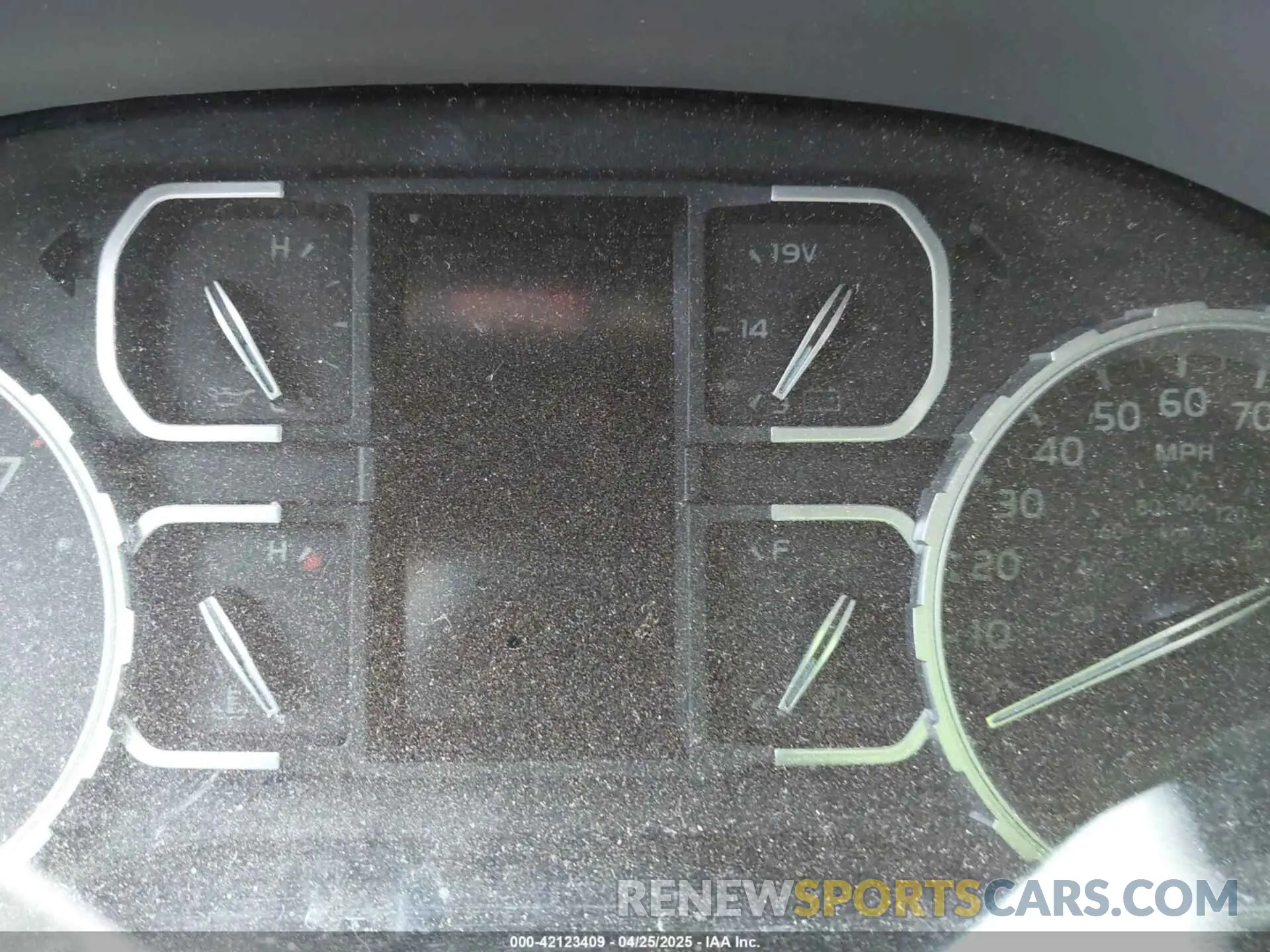 7 Photograph of a damaged car 5TFHY5F1XKX797358 TOYOTA TUNDRA 2019