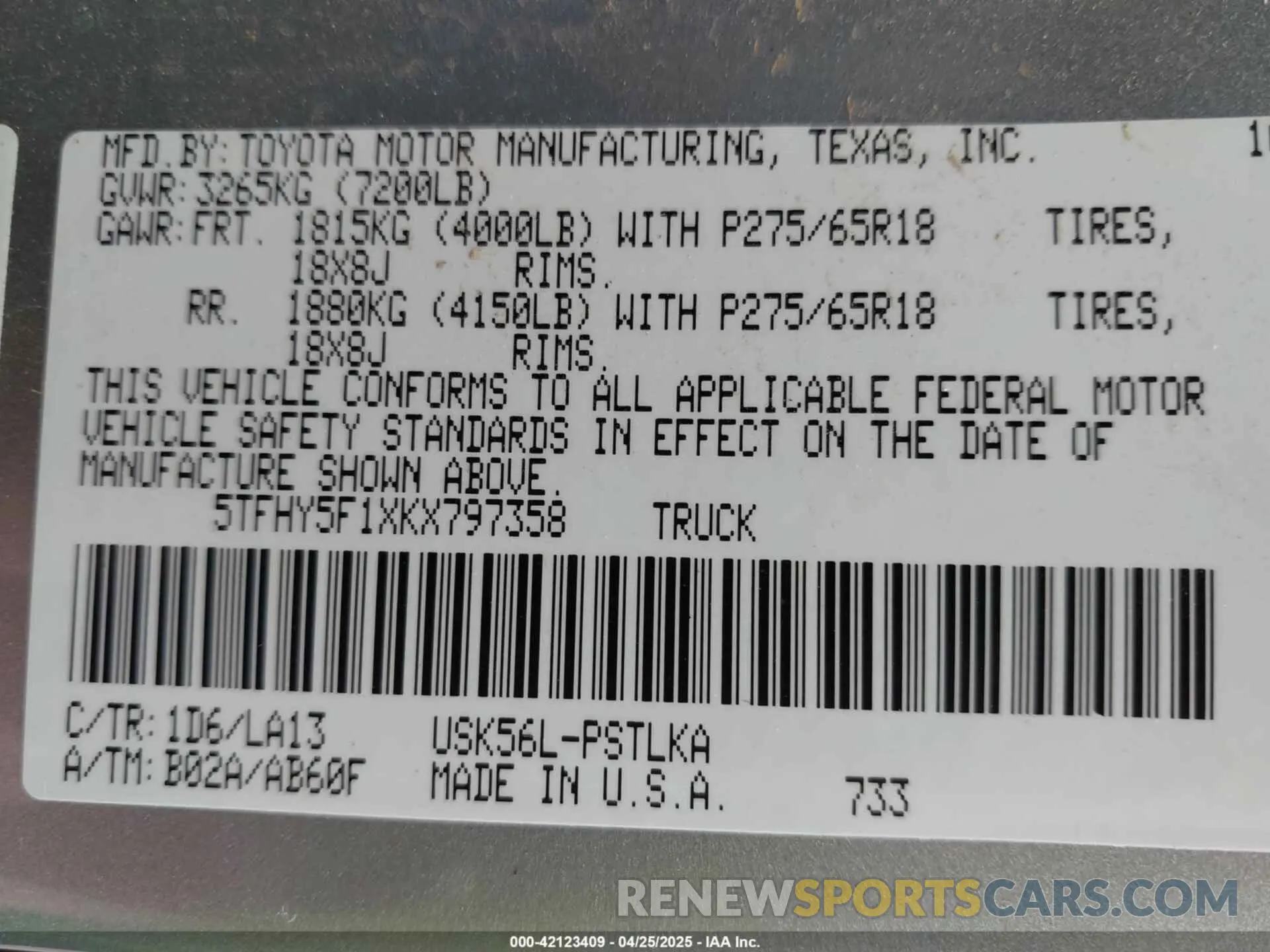 9 Photograph of a damaged car 5TFHY5F1XKX797358 TOYOTA TUNDRA 2019