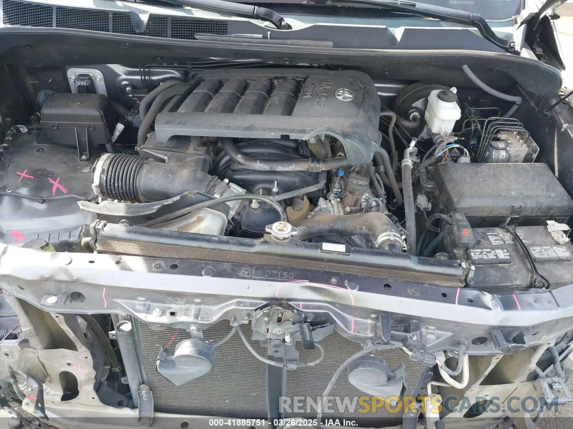 10 Photograph of a damaged car 5TFHY5F1XKX800565 TOYOTA TUNDRA 2019