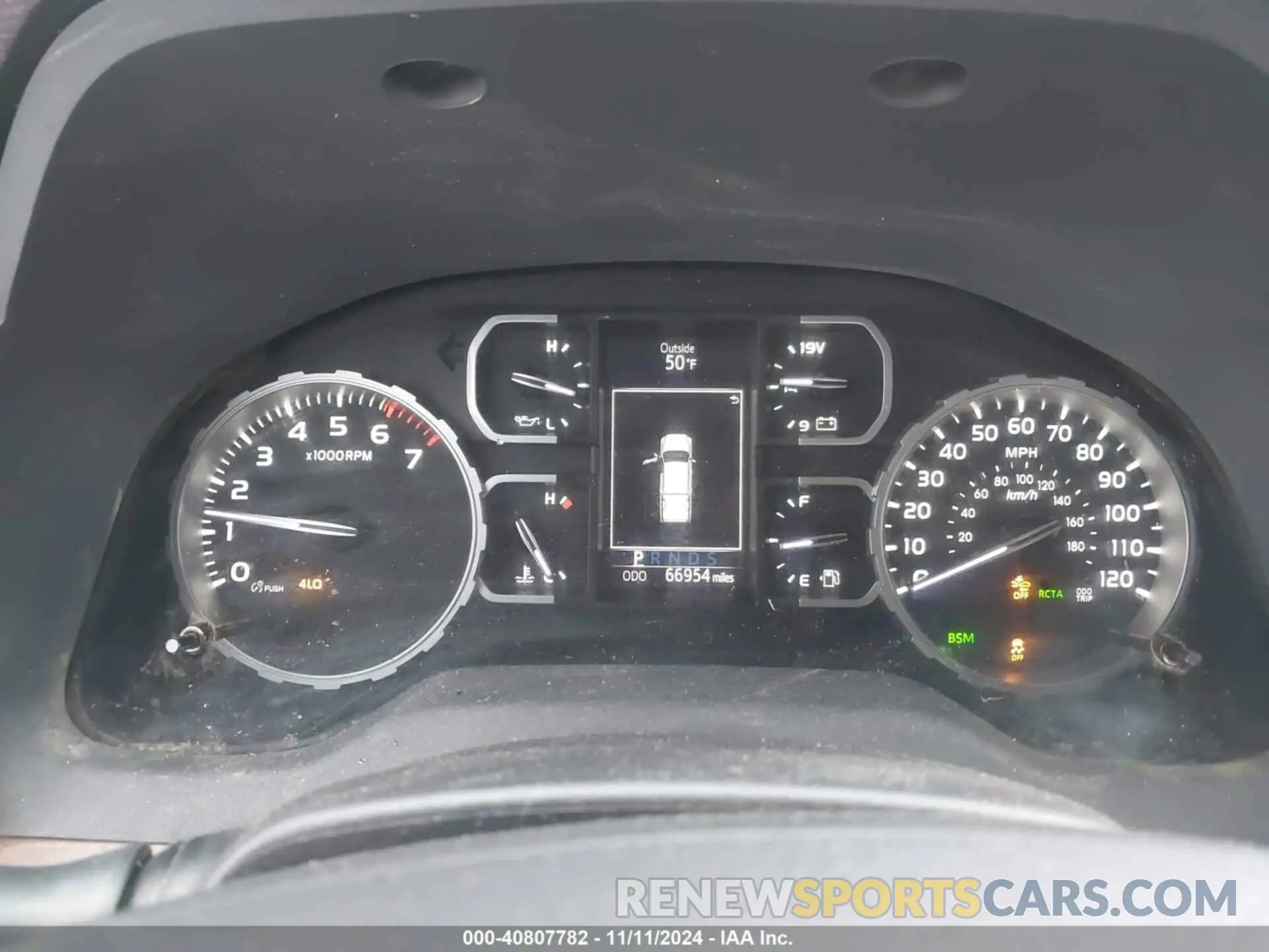7 Photograph of a damaged car 5TFHY5F1XKX858336 TOYOTA TUNDRA 2019