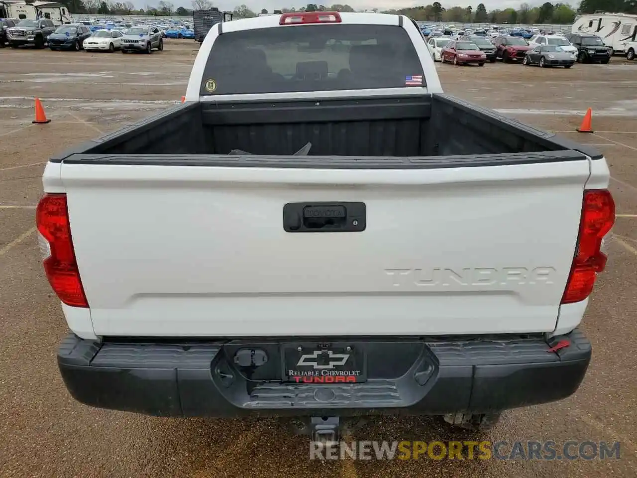 6 Photograph of a damaged car 5TFRM5F10KX142481 TOYOTA TUNDRA 2019