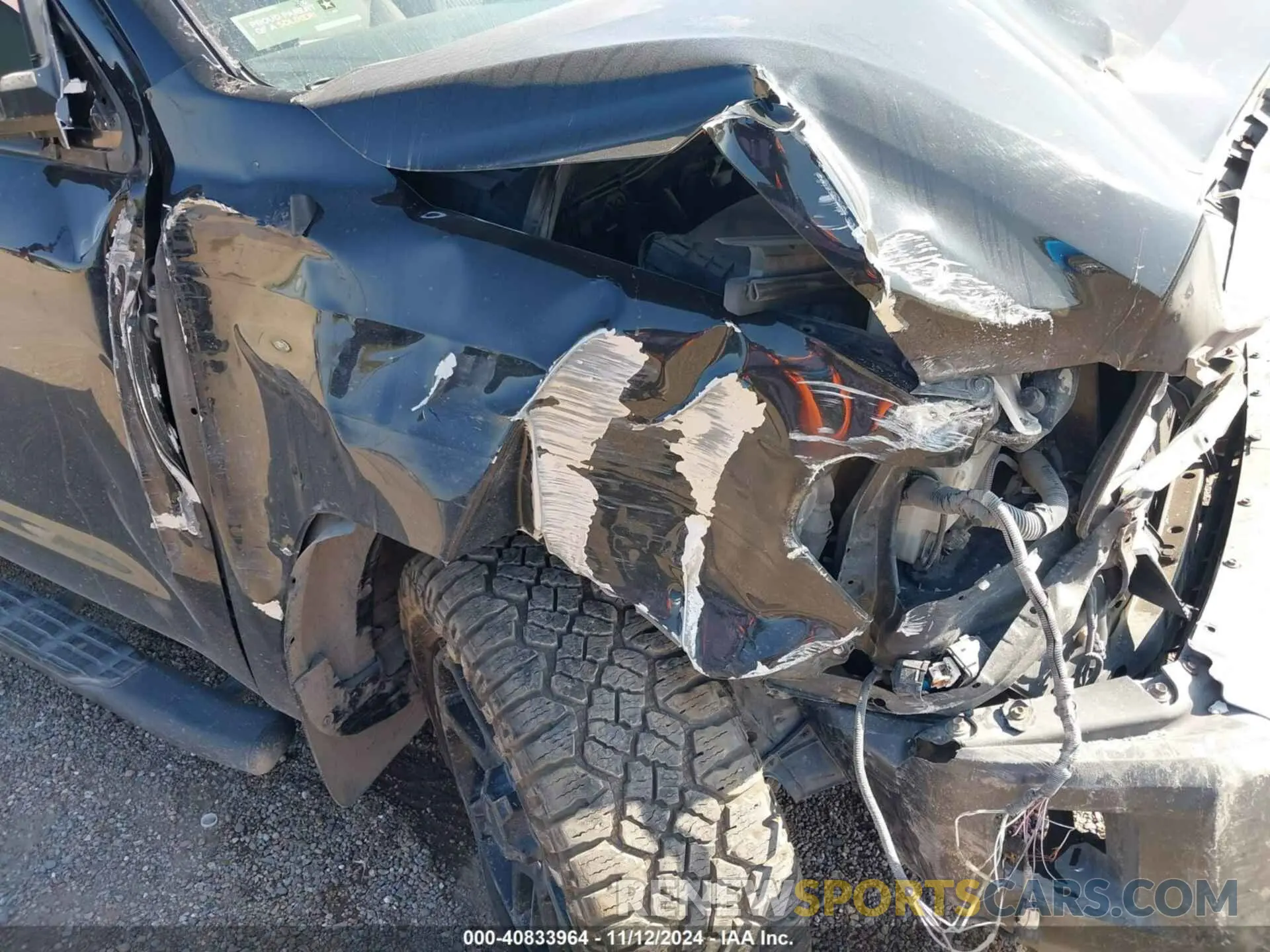 19 Photograph of a damaged car 5TFRM5F10KX143467 TOYOTA TUNDRA 2019