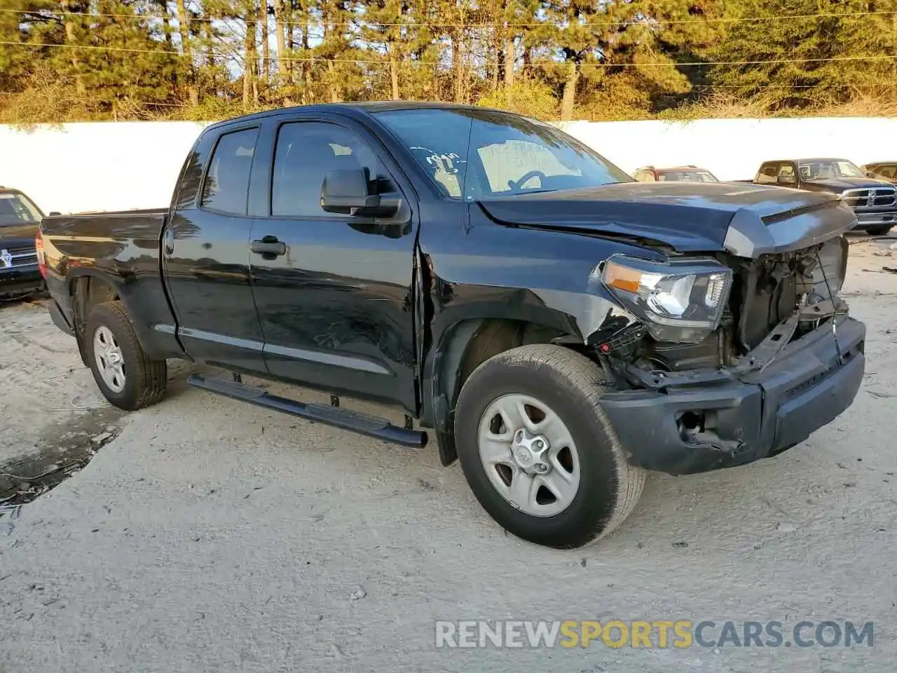 4 Photograph of a damaged car 5TFRM5F11KX139041 TOYOTA TUNDRA 2019