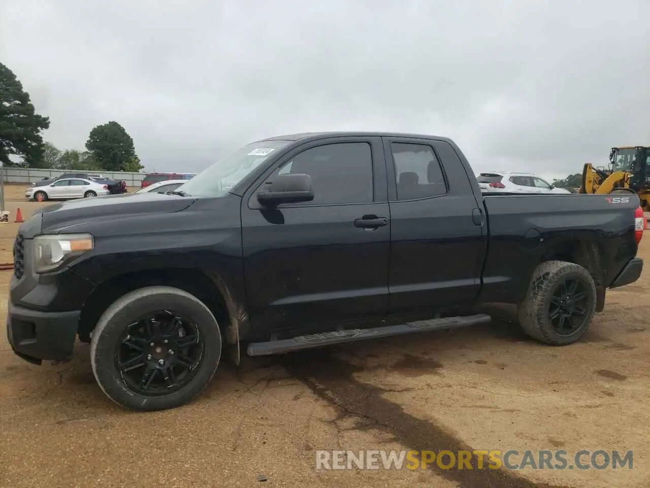 1 Photograph of a damaged car 5TFRM5F12KX138383 TOYOTA TUNDRA 2019