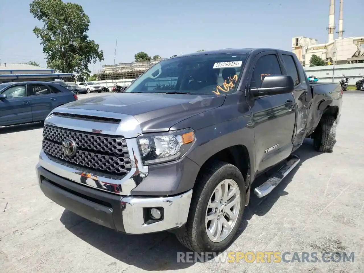 2 Photograph of a damaged car 5TFRM5F12KX141073 TOYOTA TUNDRA 2019