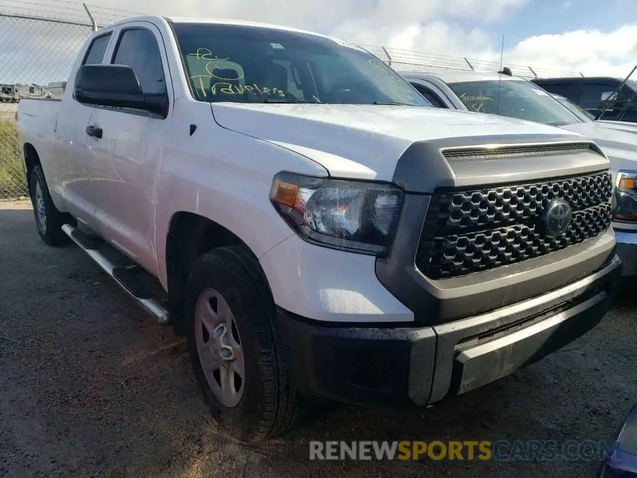 1 Photograph of a damaged car 5TFRM5F14KX138370 TOYOTA TUNDRA 2019