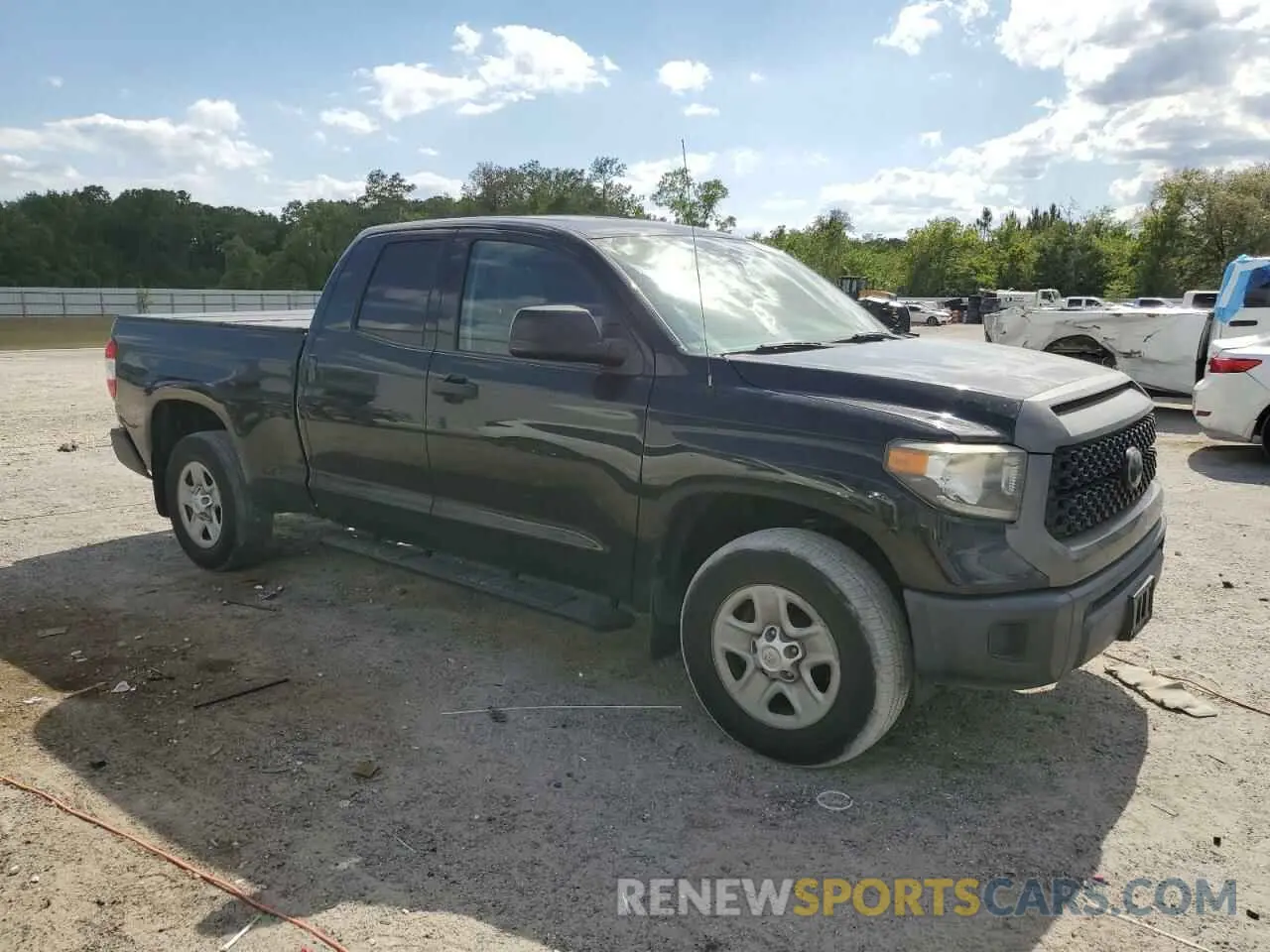 4 Photograph of a damaged car 5TFRM5F14KX139454 TOYOTA TUNDRA 2019