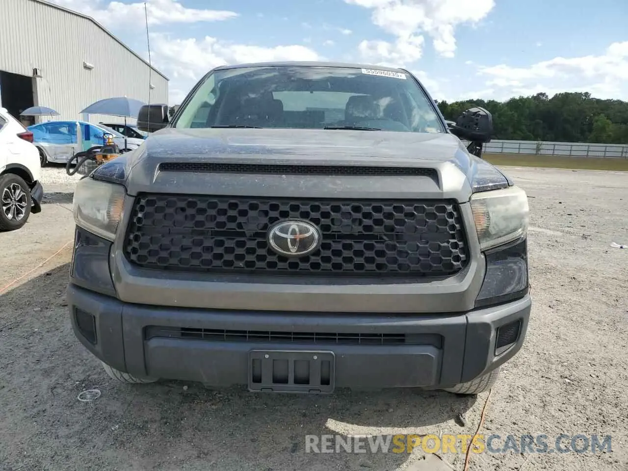 5 Photograph of a damaged car 5TFRM5F14KX139454 TOYOTA TUNDRA 2019