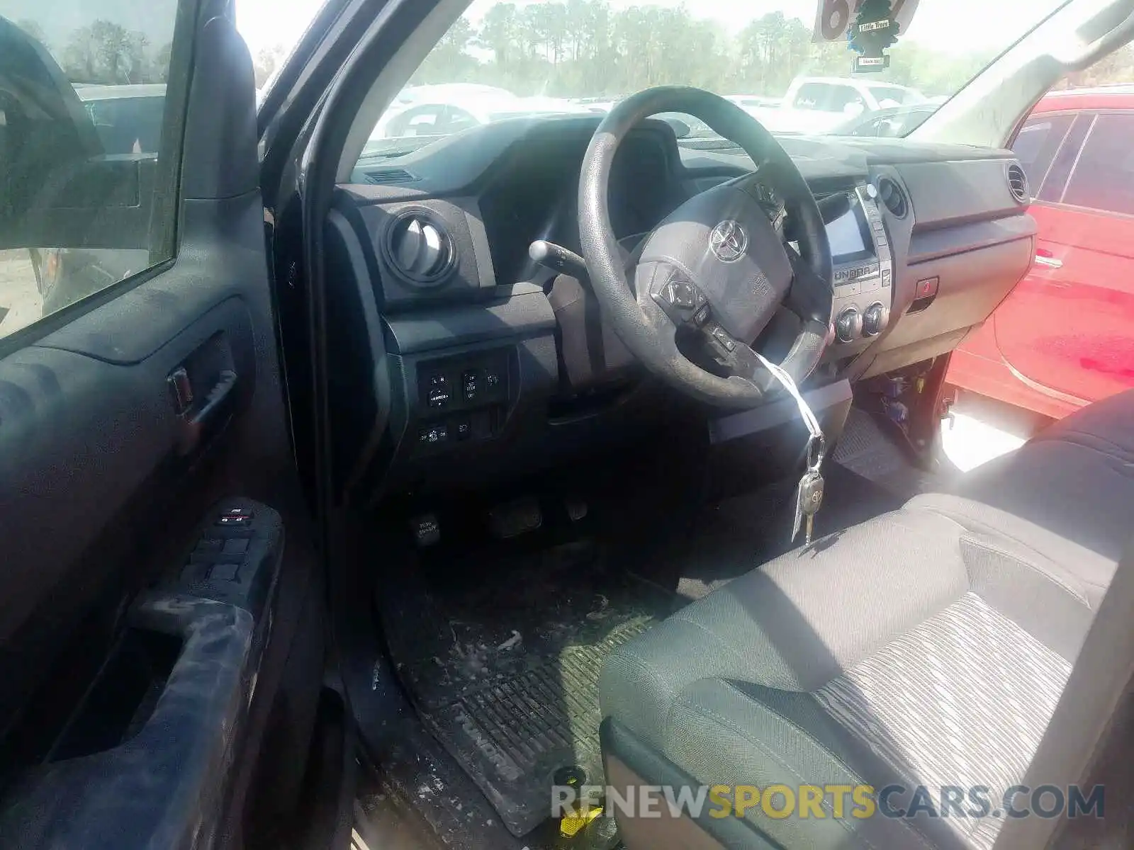 9 Photograph of a damaged car 5TFRM5F15KX136997 TOYOTA TUNDRA 2019