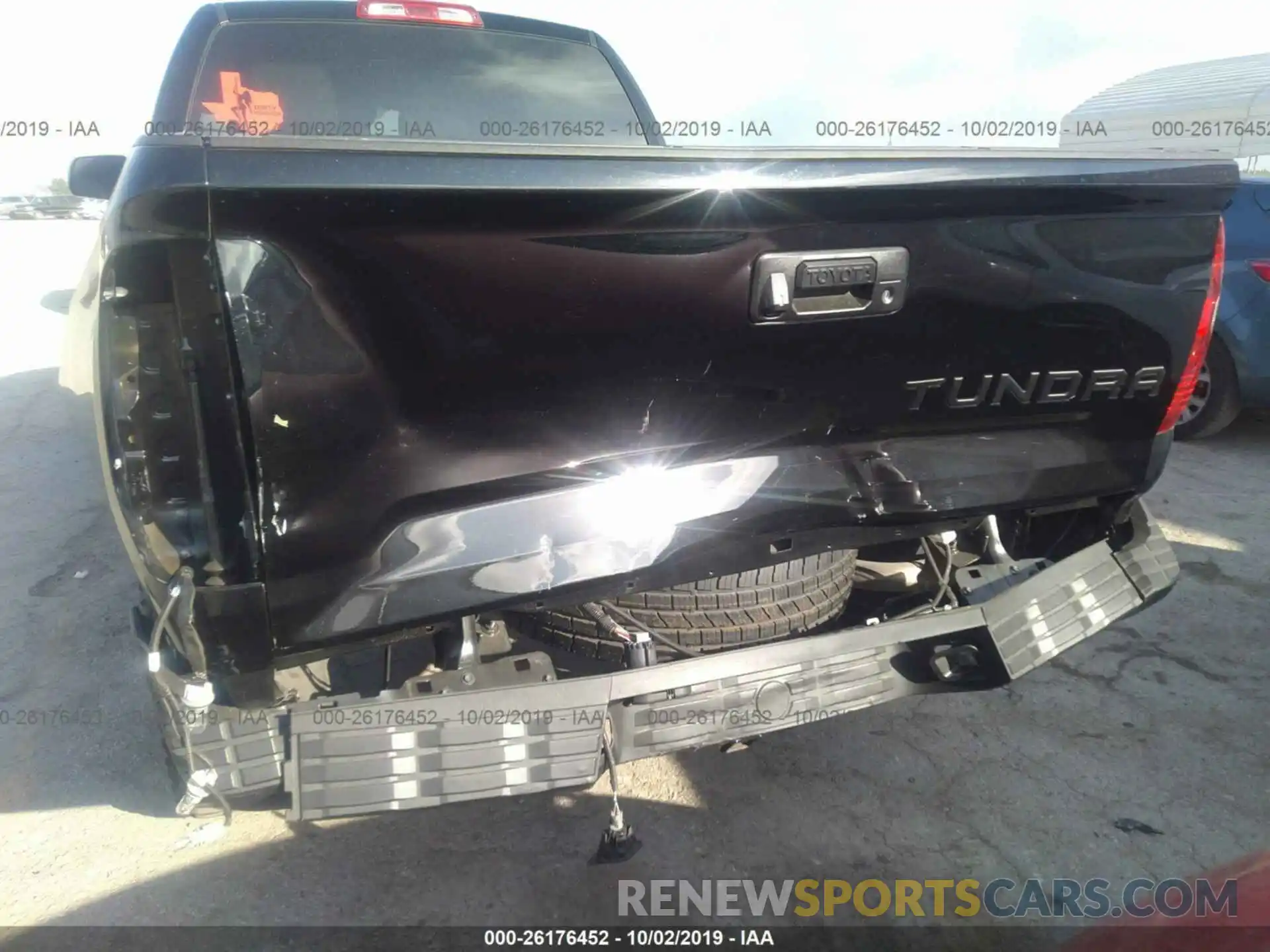 6 Photograph of a damaged car 5TFRM5F15KX143433 TOYOTA TUNDRA 2019