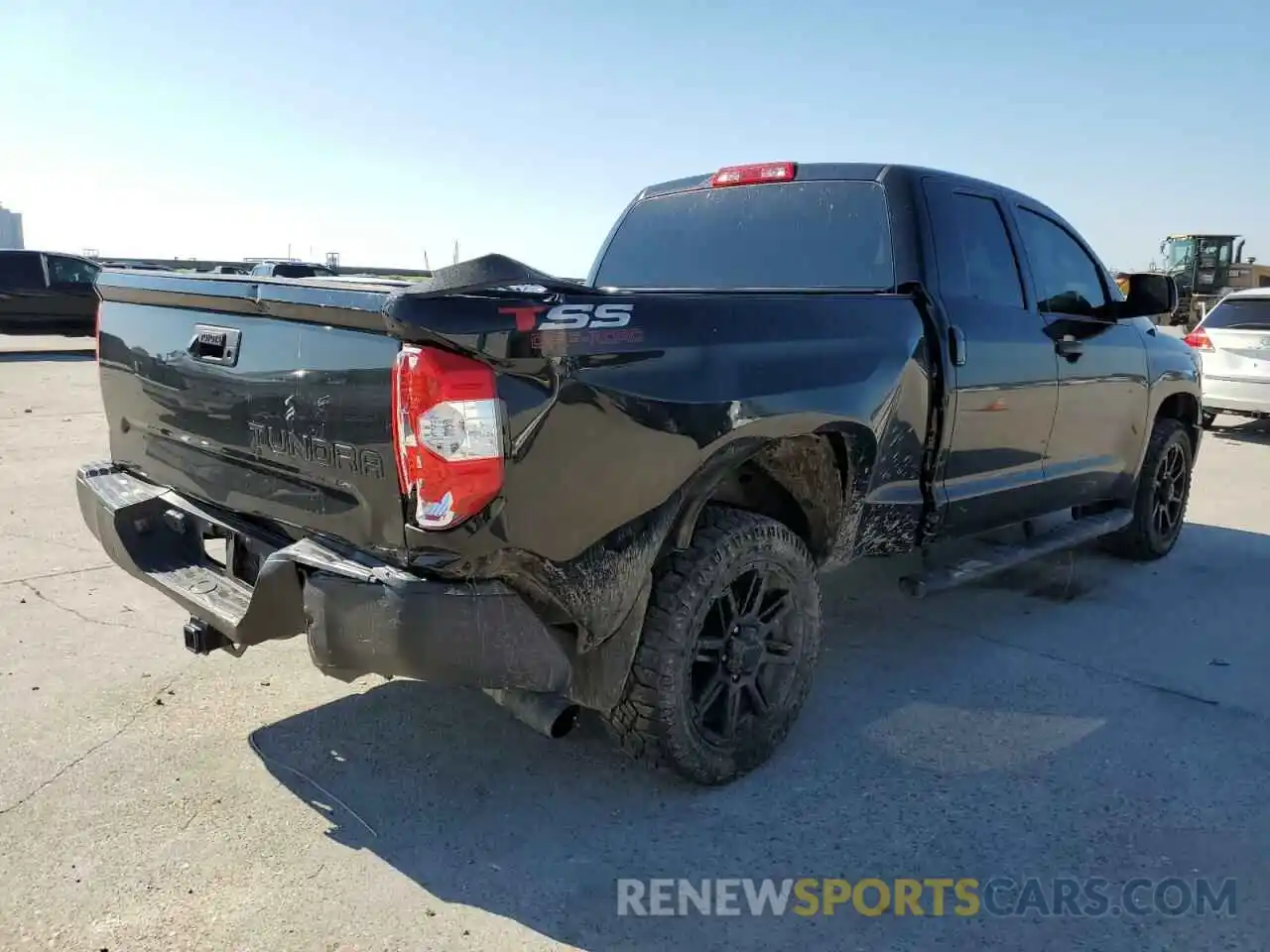 4 Photograph of a damaged car 5TFRM5F16KX139861 TOYOTA TUNDRA 2019