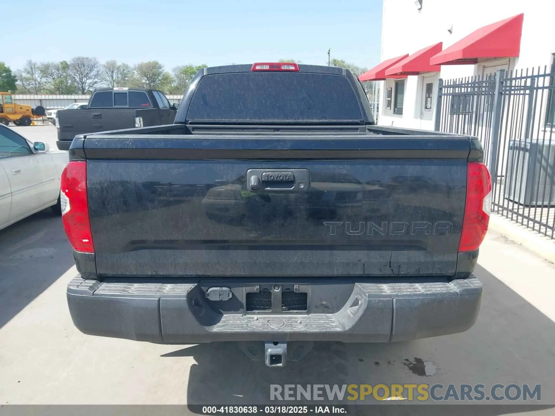 16 Photograph of a damaged car 5TFRM5F16KX140346 TOYOTA TUNDRA 2019