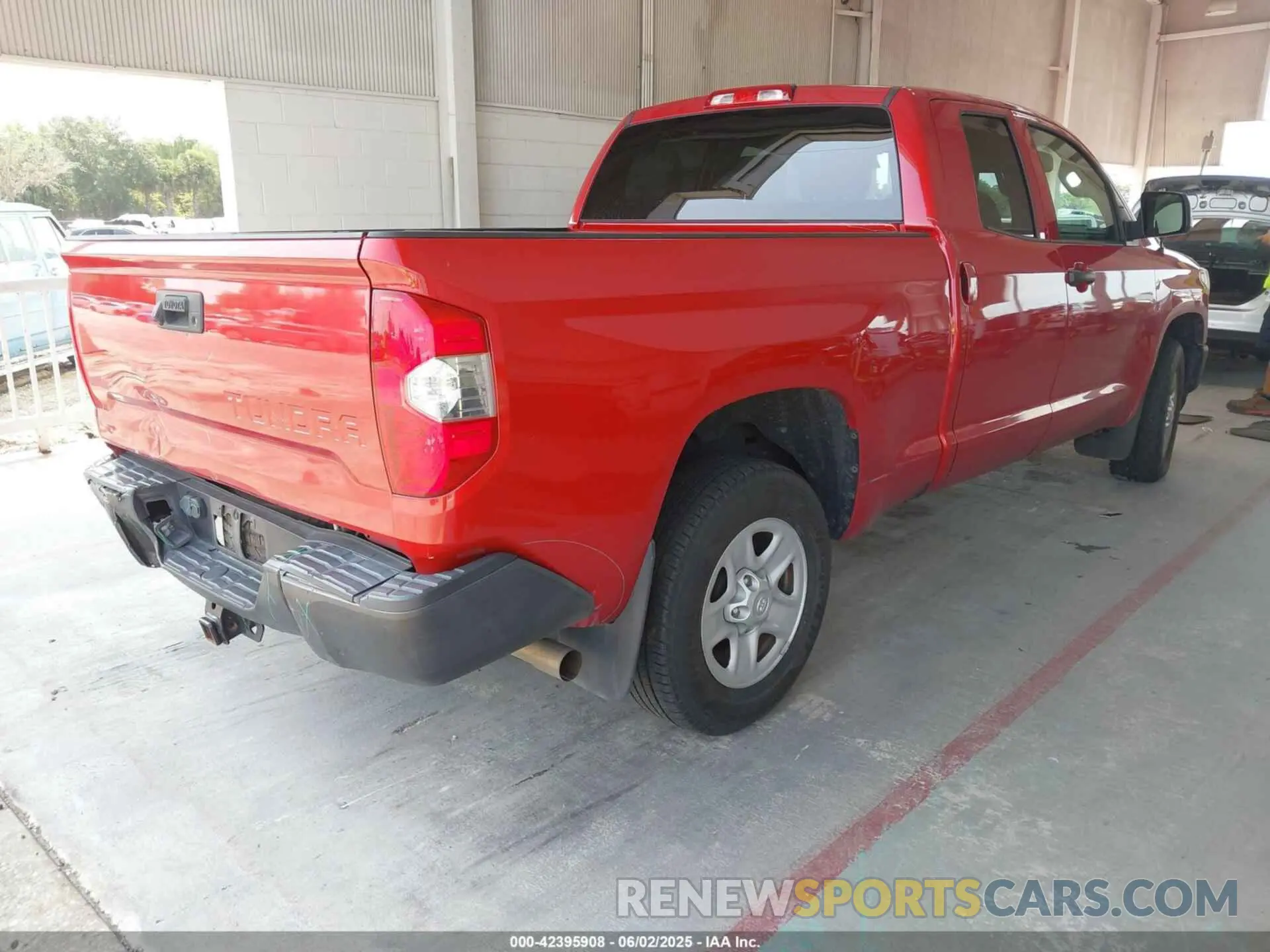 4 Photograph of a damaged car 5TFRM5F16KX141657 TOYOTA TUNDRA 2019
