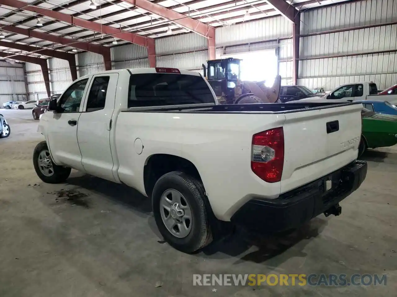 2 Photograph of a damaged car 5TFRM5F18KX138498 TOYOTA TUNDRA 2019