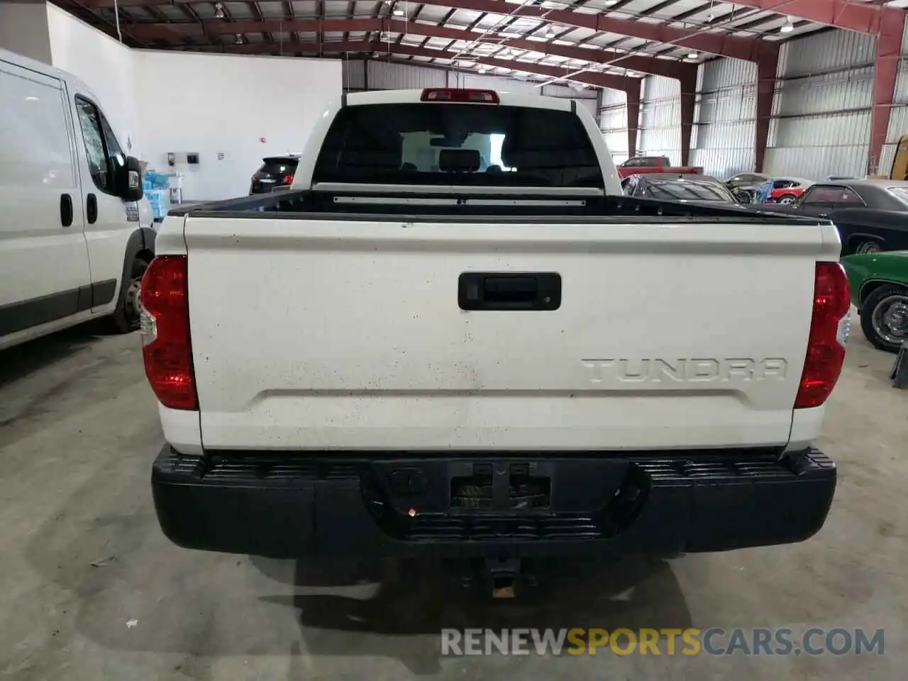 6 Photograph of a damaged car 5TFRM5F18KX138498 TOYOTA TUNDRA 2019