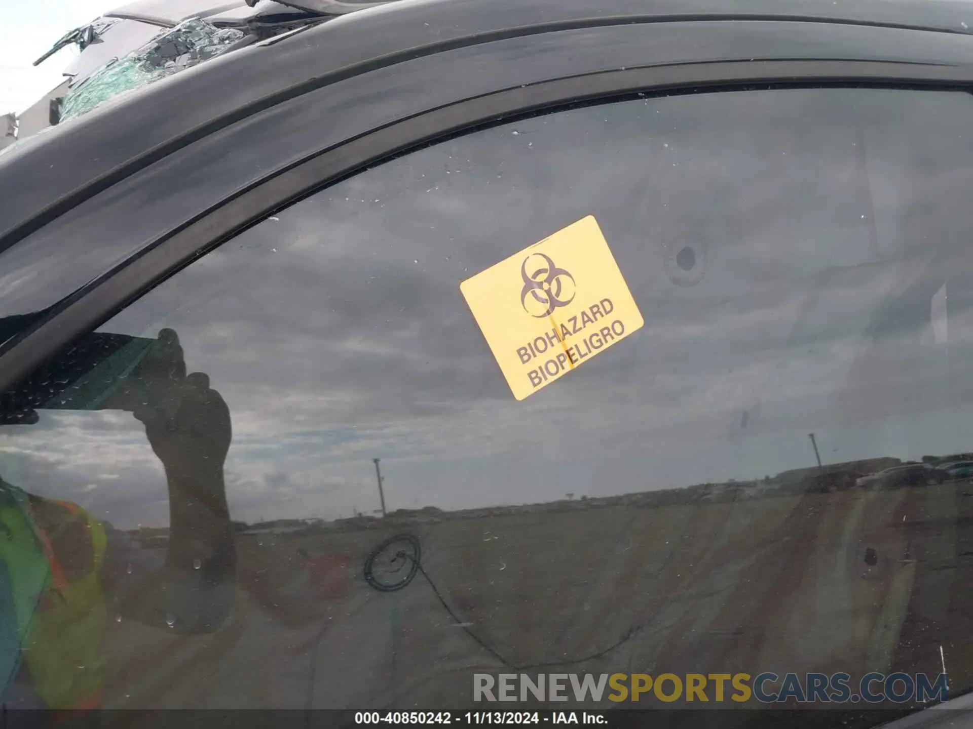 15 Photograph of a damaged car 5TFRM5F18KX144298 TOYOTA TUNDRA 2019