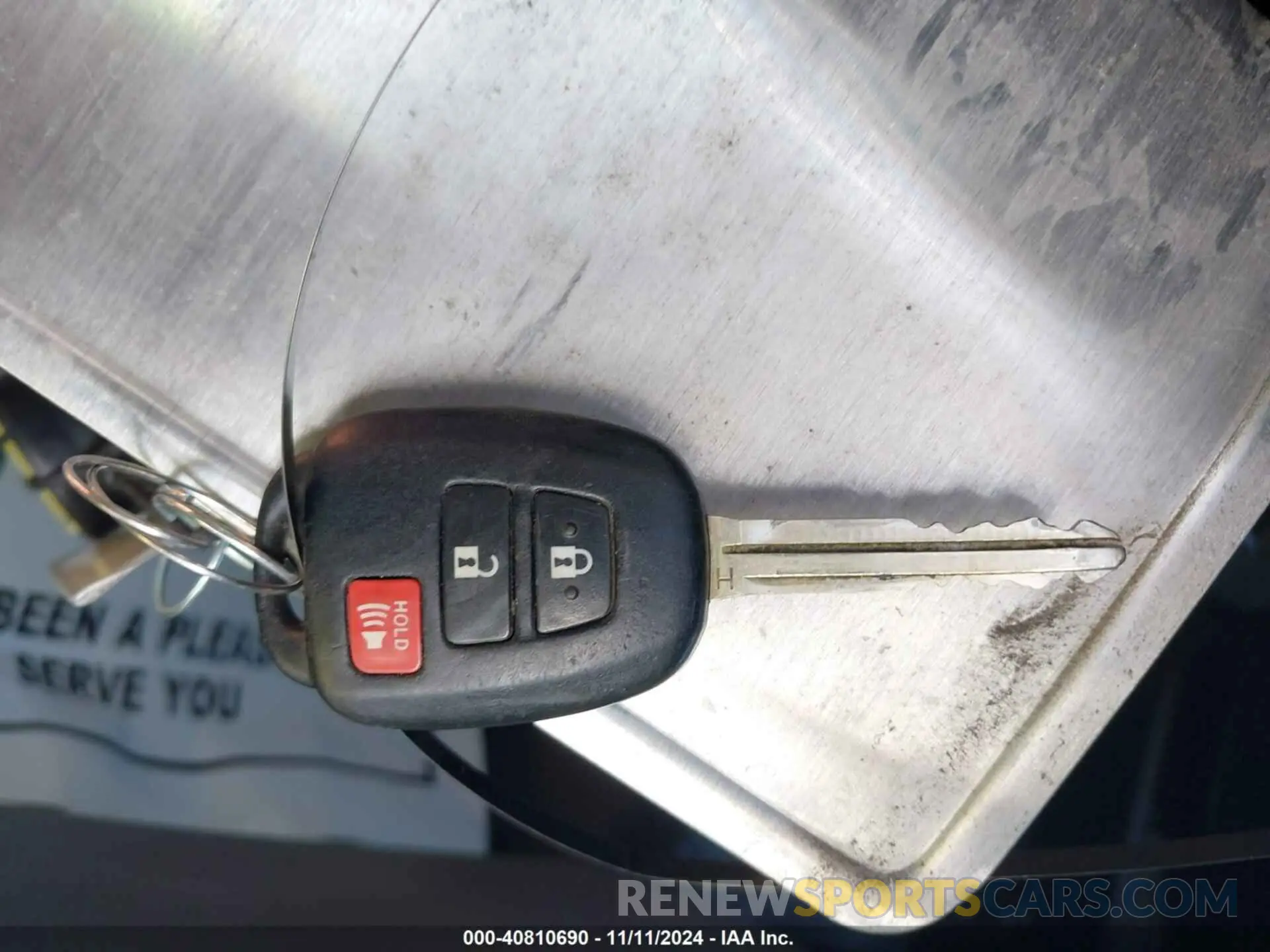 11 Photograph of a damaged car 5TFRM5F19KX139157 TOYOTA TUNDRA 2019