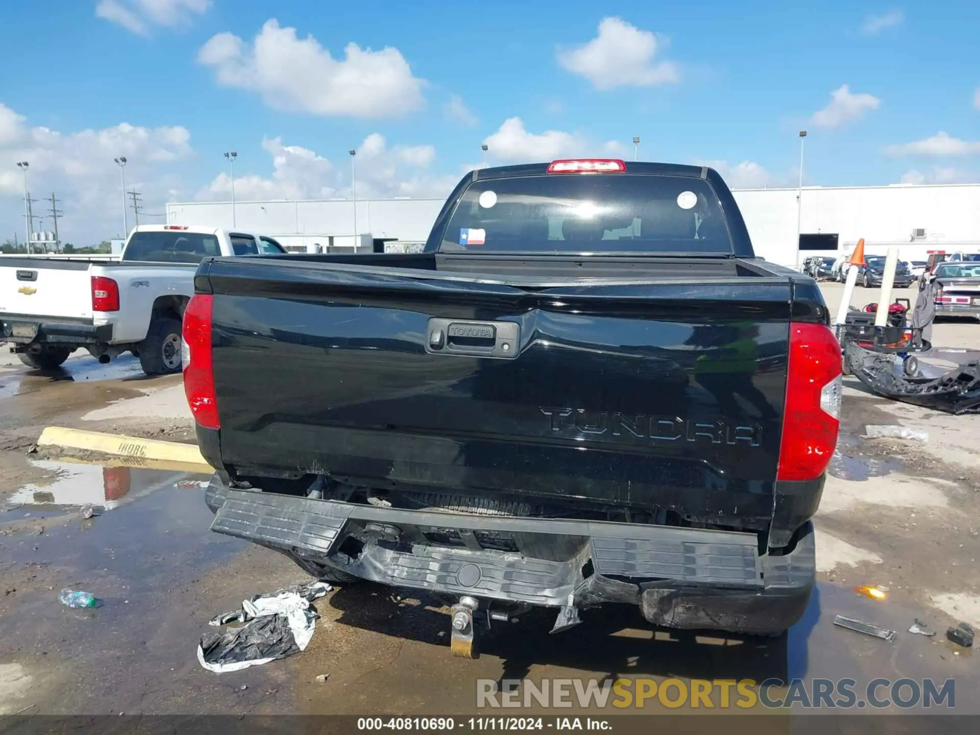 16 Photograph of a damaged car 5TFRM5F19KX139157 TOYOTA TUNDRA 2019
