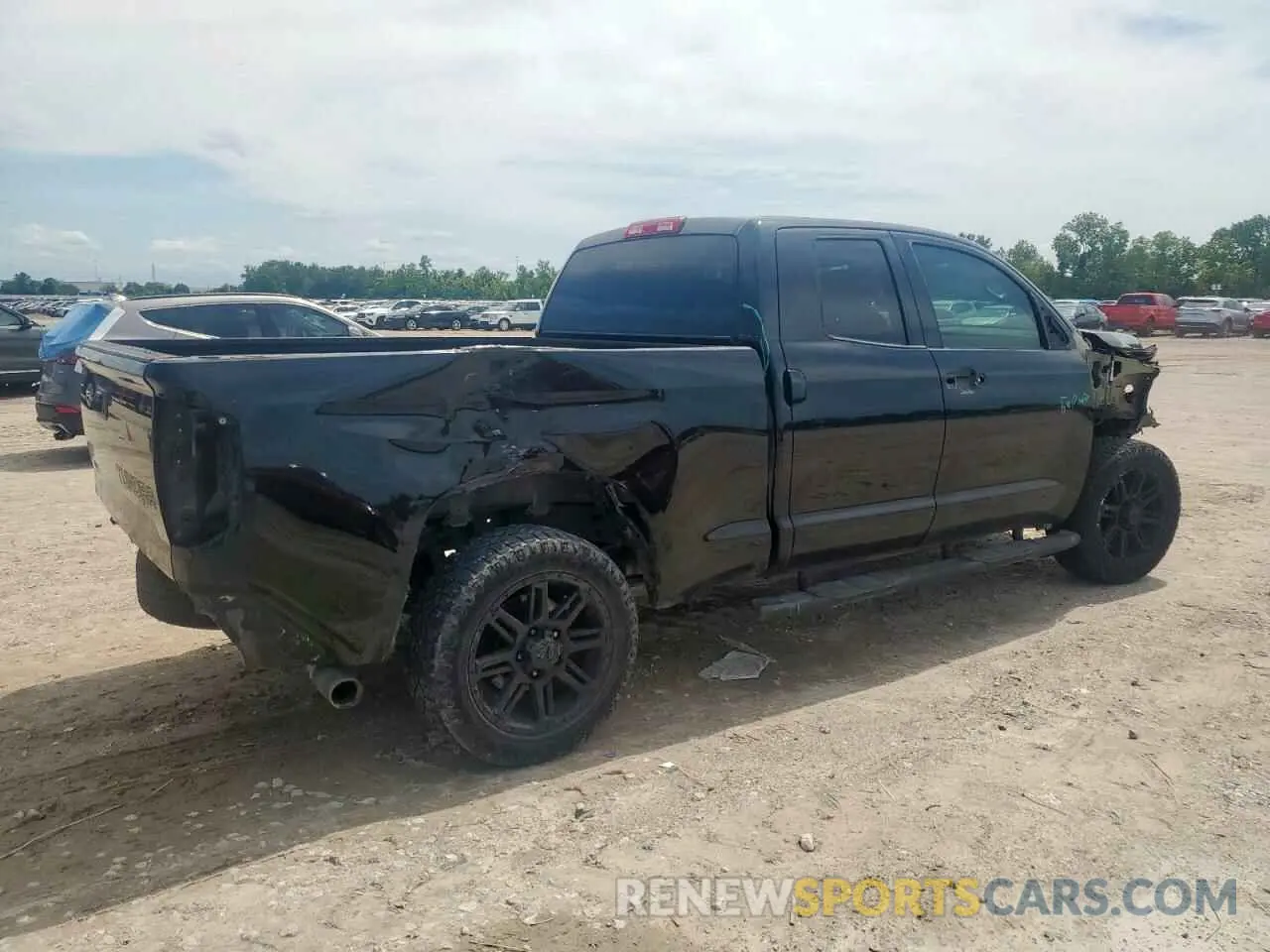 3 Photograph of a damaged car 5TFRM5F1XKX138549 TOYOTA TUNDRA 2019