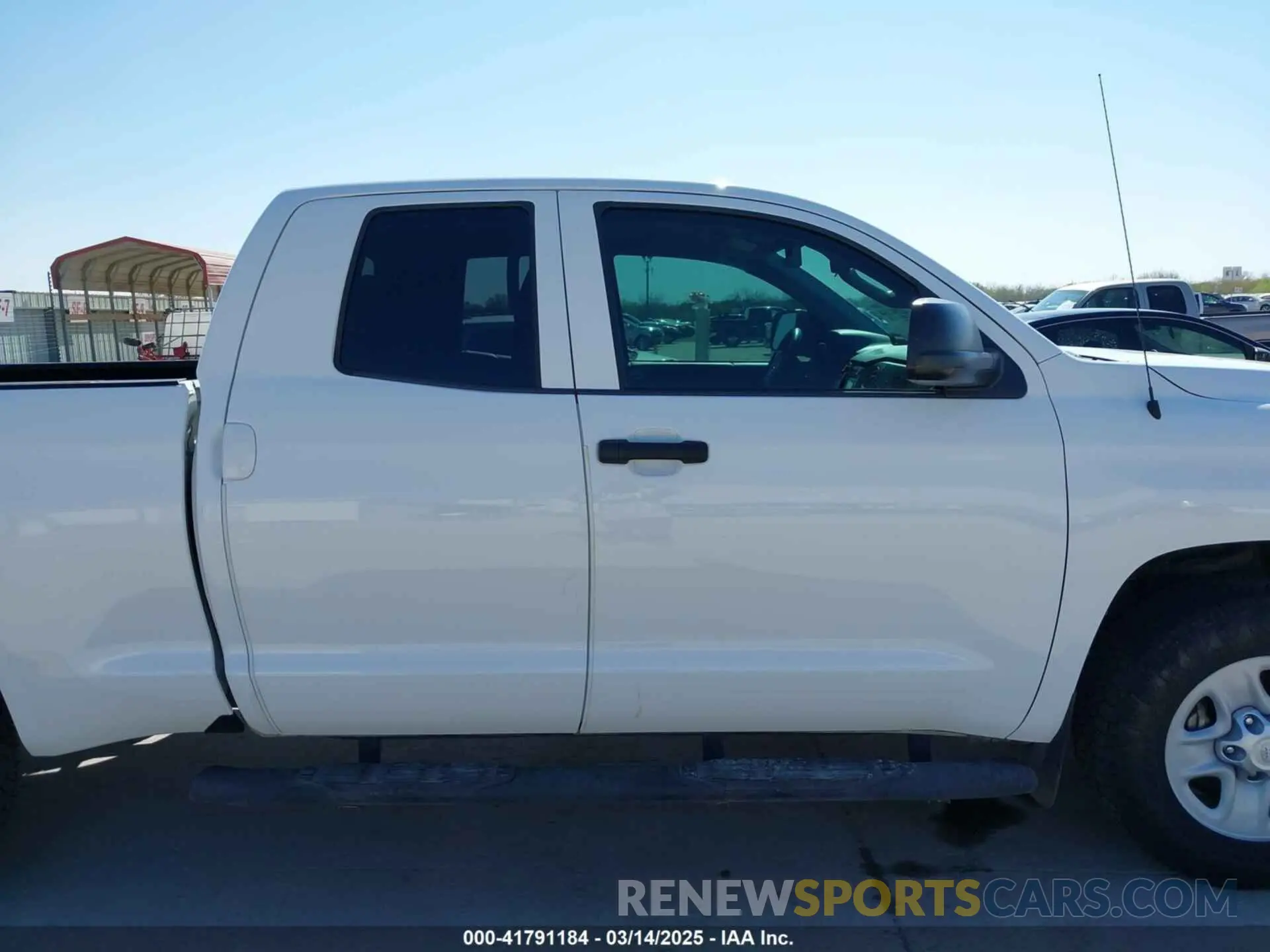 13 Photograph of a damaged car 5TFRM5F1XKX142195 TOYOTA TUNDRA 2019