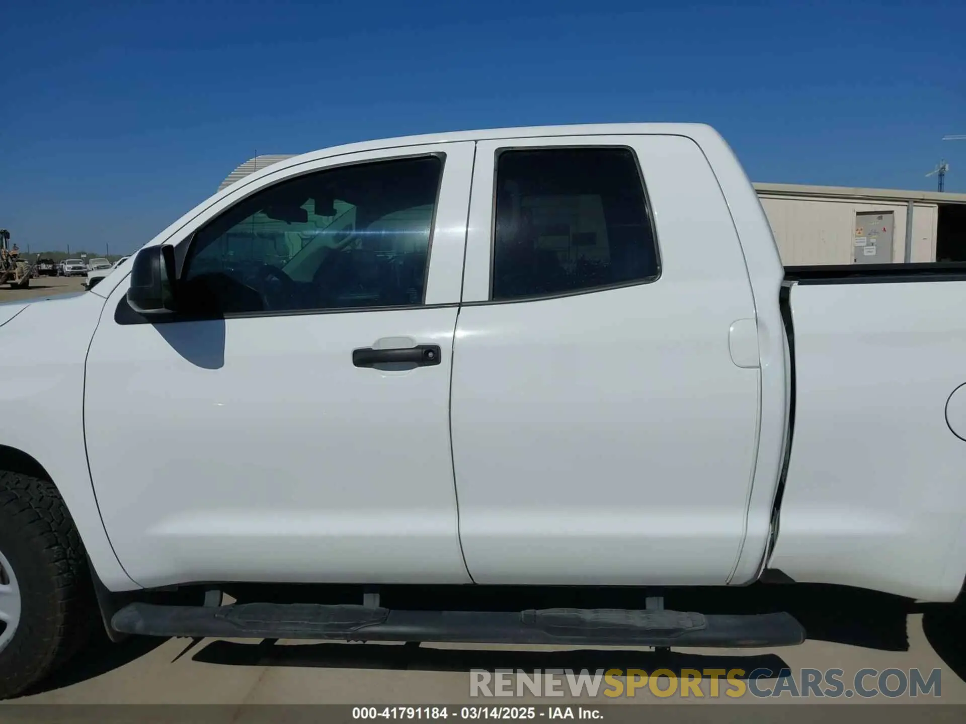 14 Photograph of a damaged car 5TFRM5F1XKX142195 TOYOTA TUNDRA 2019