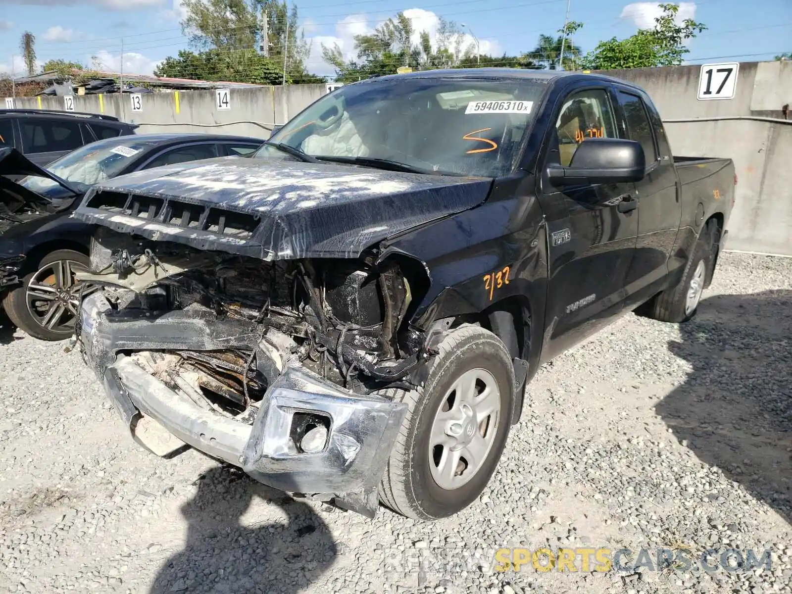 2 Photograph of a damaged car 5TFRY5F12KX250430 TOYOTA TUNDRA 2019