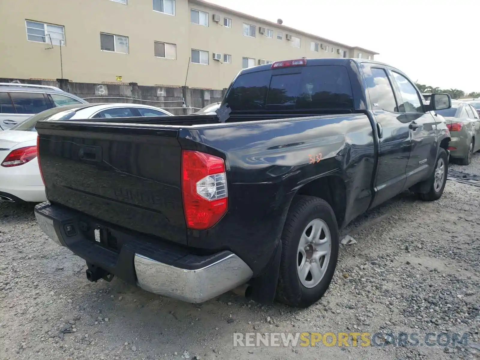 4 Photograph of a damaged car 5TFRY5F12KX250430 TOYOTA TUNDRA 2019