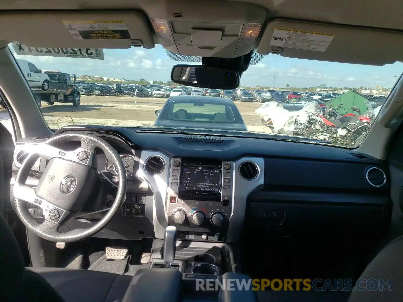 9 Photograph of a damaged car 5TFRY5F14KX254690 TOYOTA TUNDRA 2019