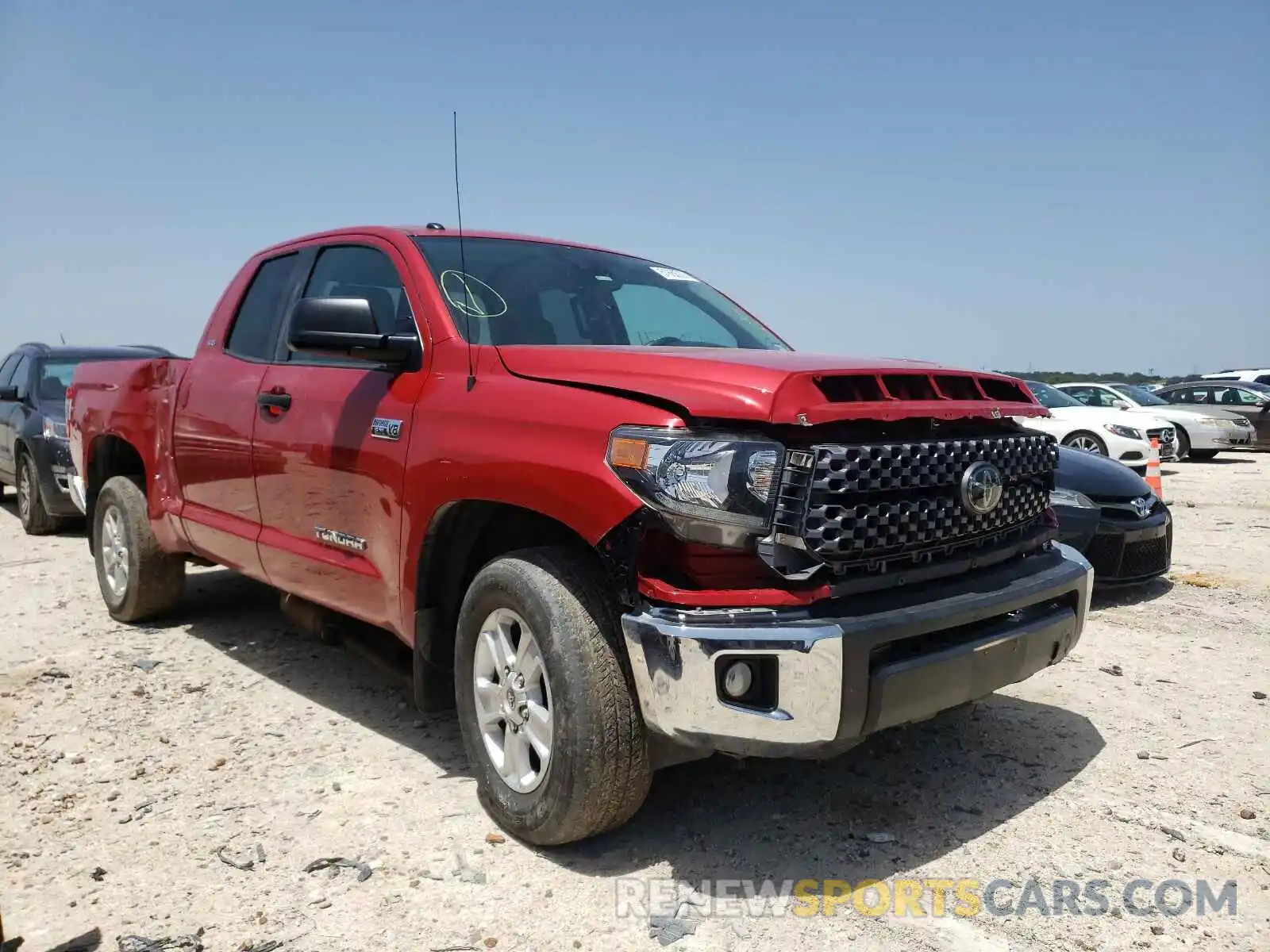 1 Photograph of a damaged car 5TFRY5F15KX245285 TOYOTA TUNDRA 2019