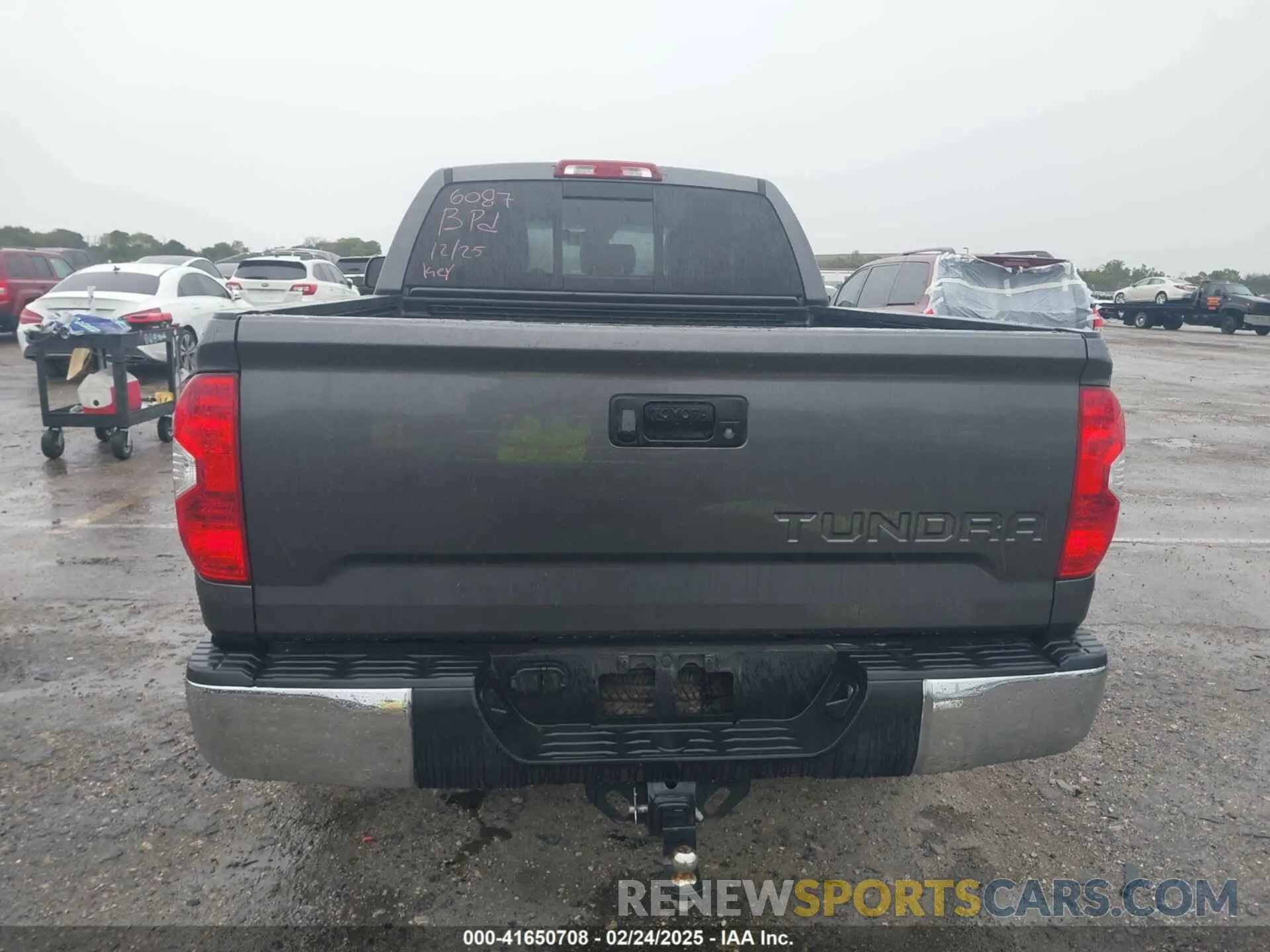 16 Photograph of a damaged car 5TFRY5F16KX246087 TOYOTA TUNDRA 2019