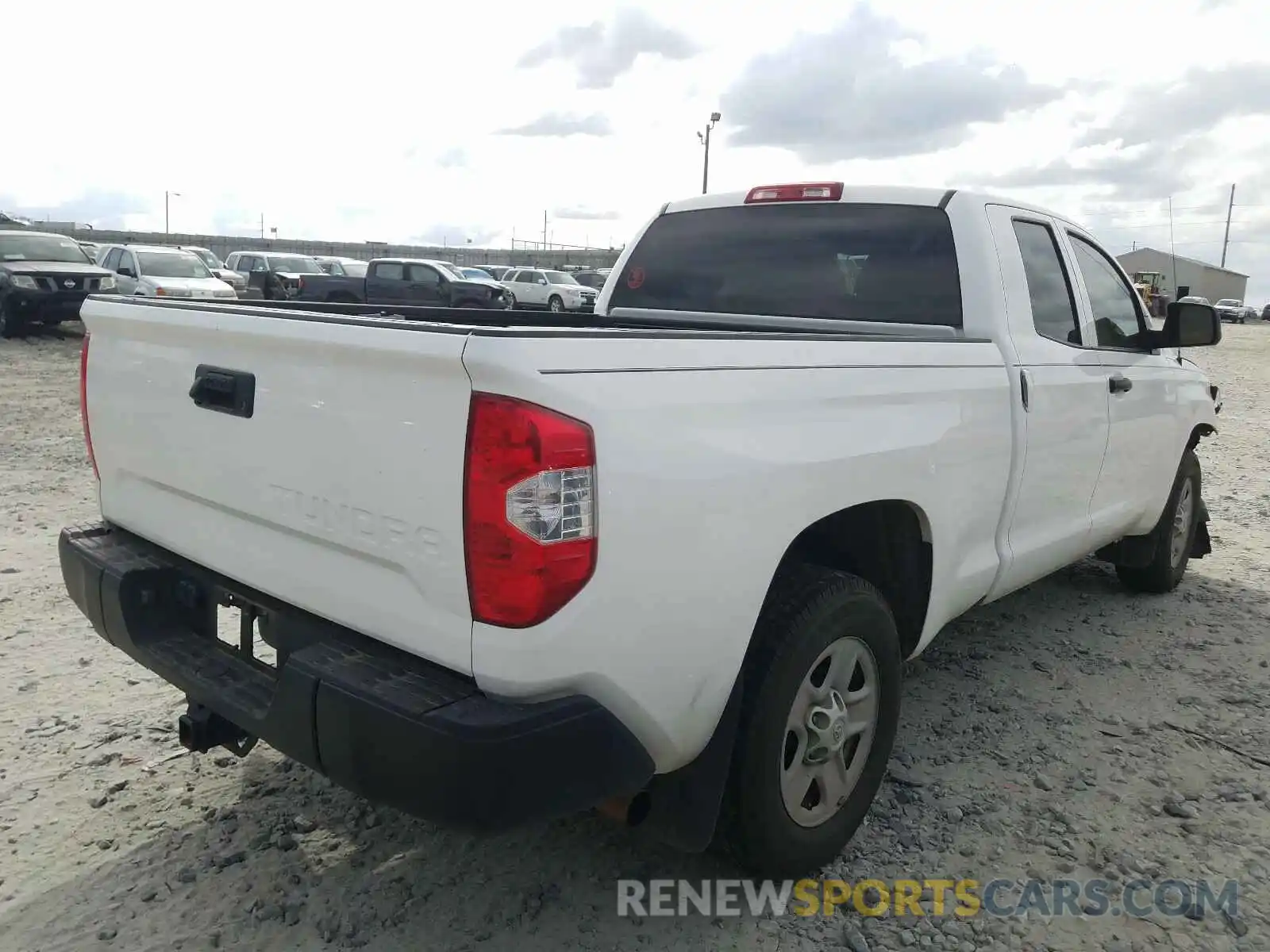 4 Photograph of a damaged car 5TFRY5F16KX253525 TOYOTA TUNDRA 2019