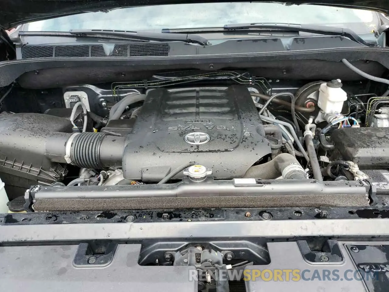11 Photograph of a damaged car 5TFRY5F19KX250232 TOYOTA TUNDRA 2019