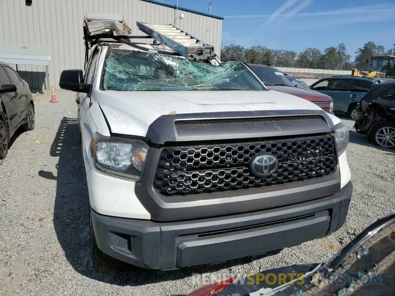 5 Photograph of a damaged car 5TFTY5F11KX010758 TOYOTA TUNDRA 2019