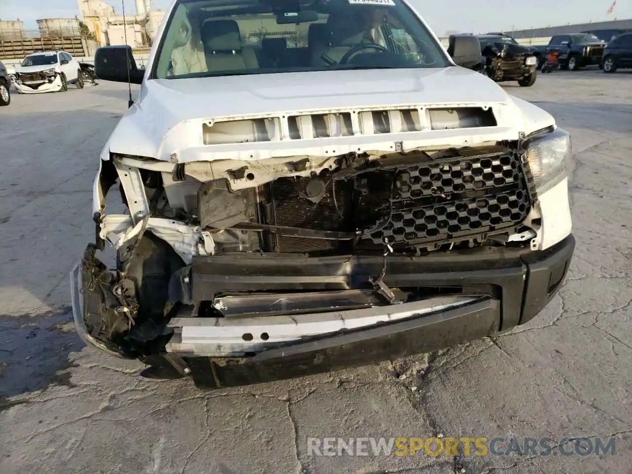 9 Photograph of a damaged car 5TFTY5F17KX010697 TOYOTA TUNDRA 2019