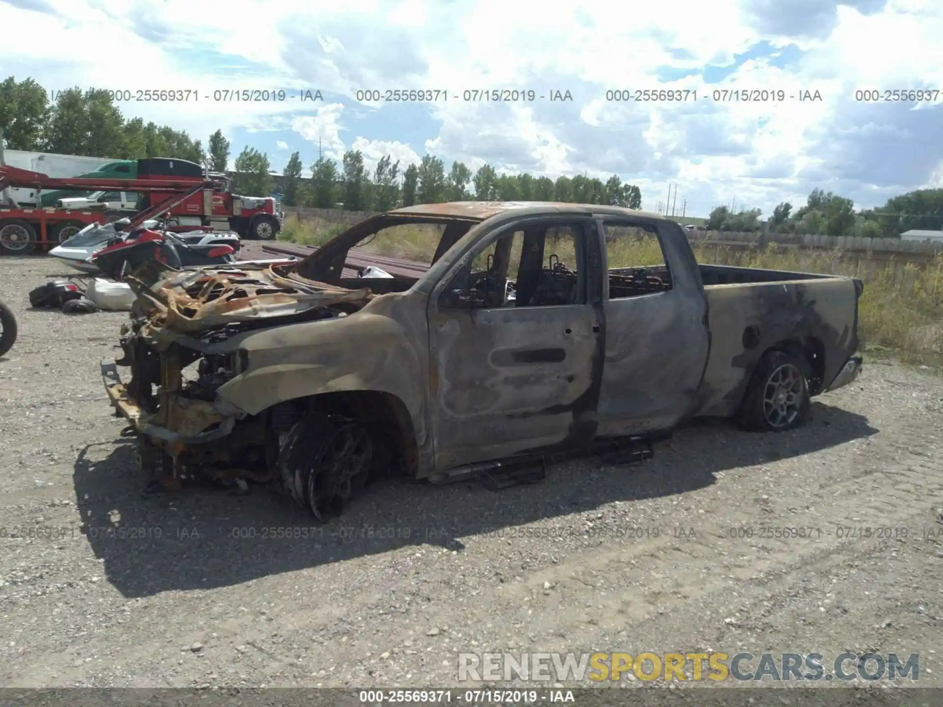 2 Photograph of a damaged car 5TFUM5F17KX082080 TOYOTA TUNDRA 2019