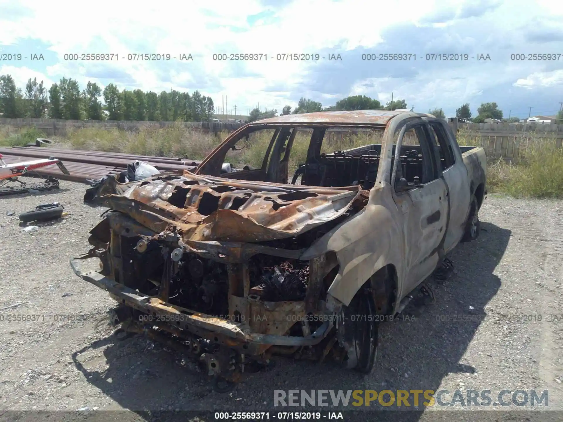 6 Photograph of a damaged car 5TFUM5F17KX082080 TOYOTA TUNDRA 2019