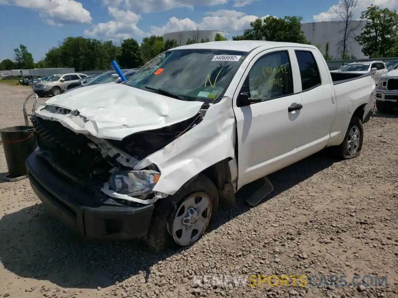 2 Photograph of a damaged car 5TFUM5F18KX080273 TOYOTA TUNDRA 2019