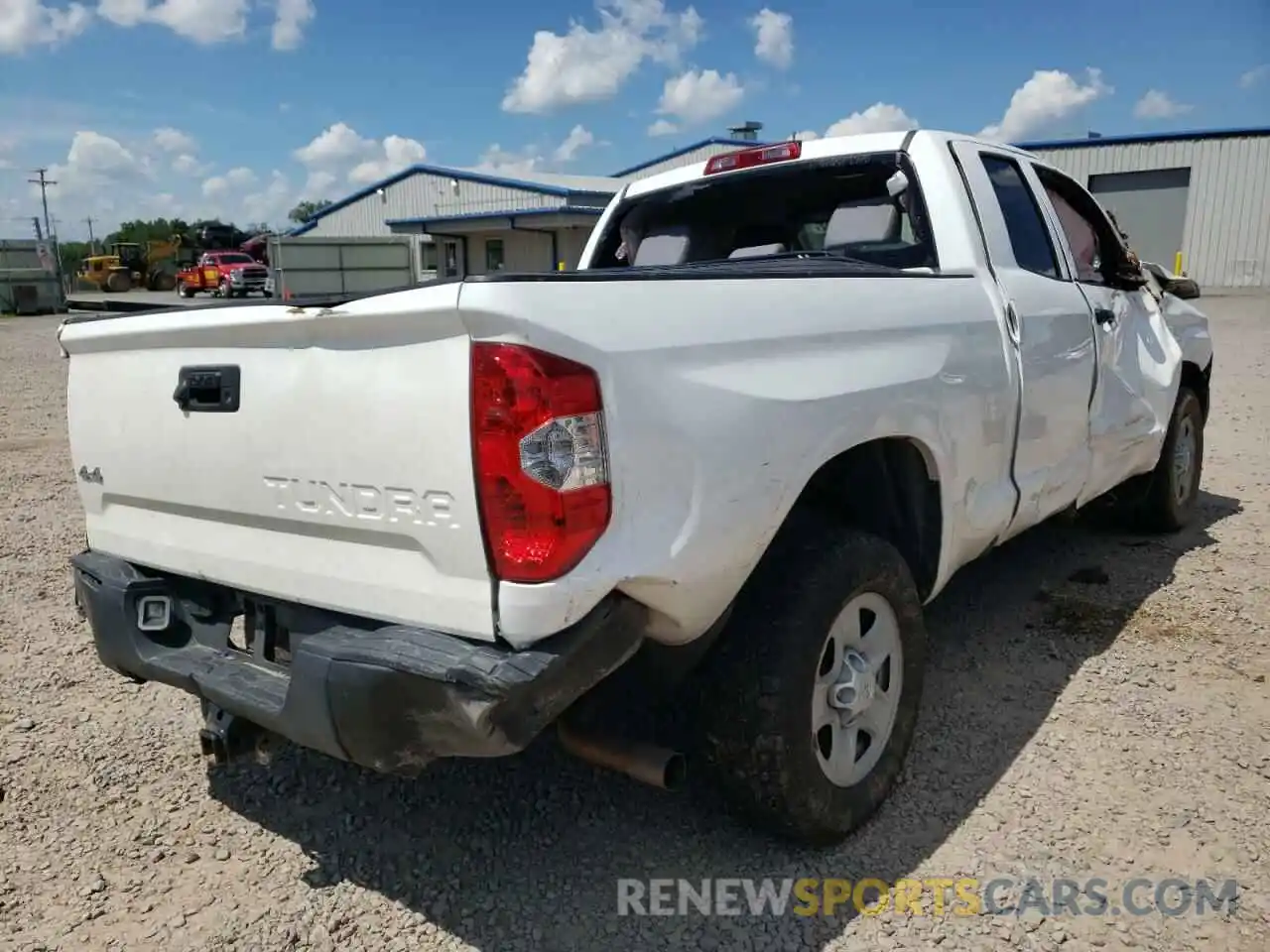 4 Photograph of a damaged car 5TFUM5F18KX080273 TOYOTA TUNDRA 2019