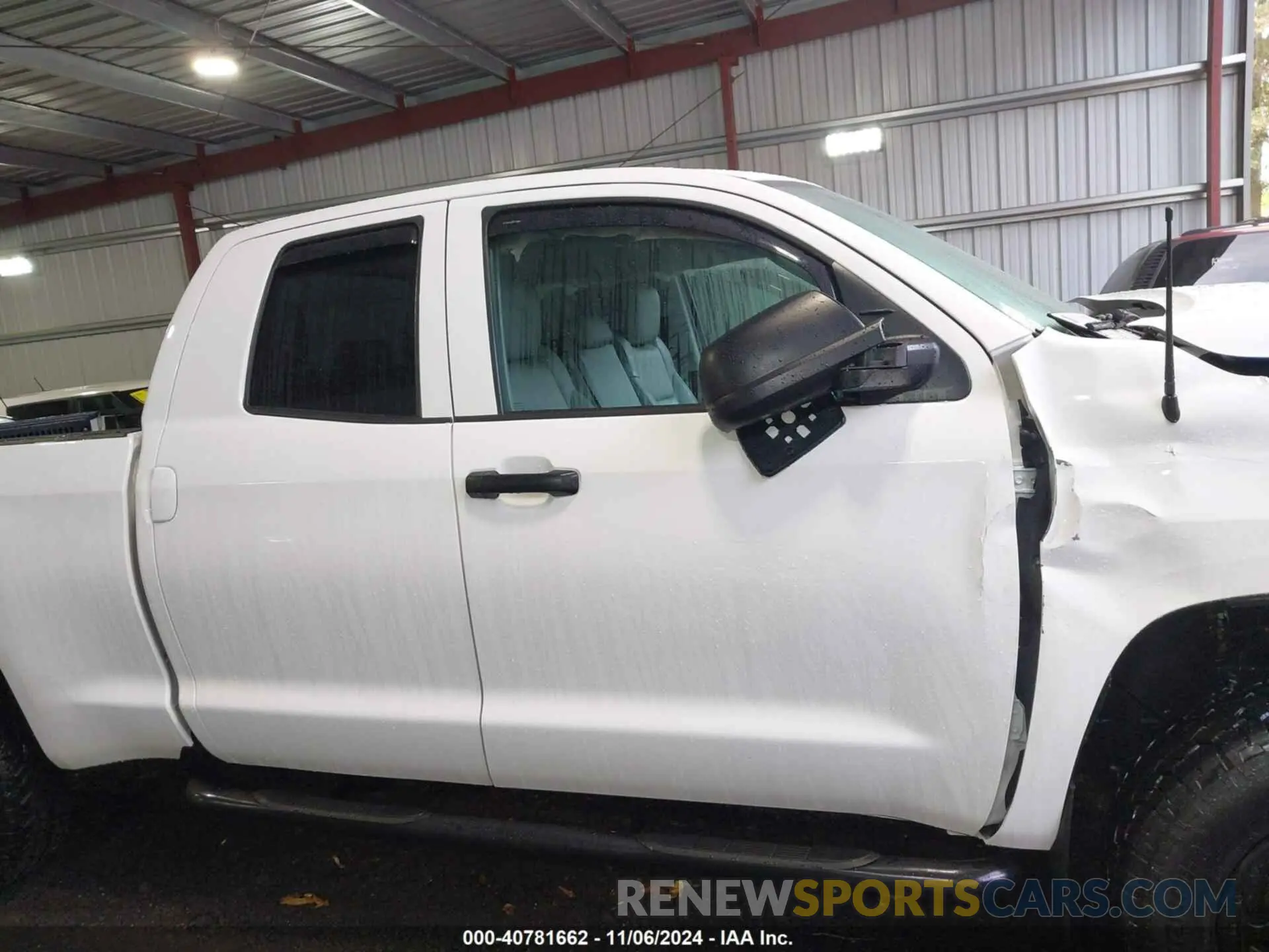 13 Photograph of a damaged car 5TFUM5F18KX081777 TOYOTA TUNDRA 2019