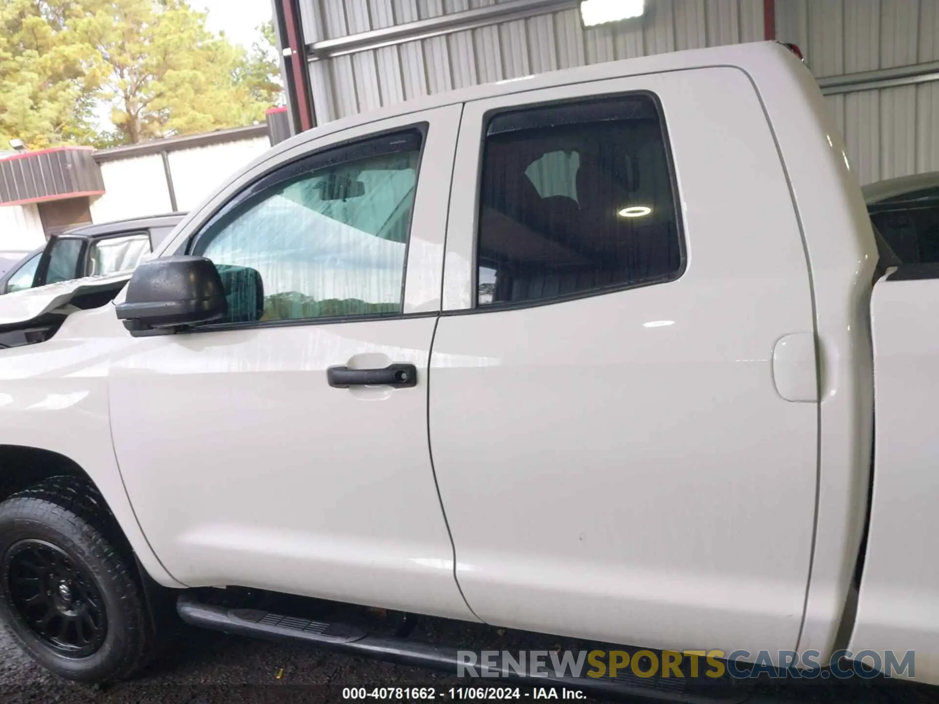 14 Photograph of a damaged car 5TFUM5F18KX081777 TOYOTA TUNDRA 2019