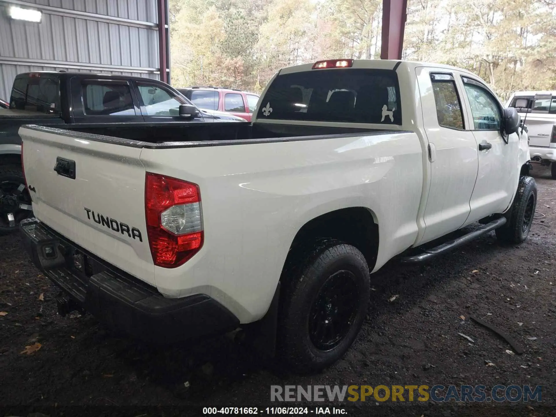 4 Photograph of a damaged car 5TFUM5F18KX081777 TOYOTA TUNDRA 2019