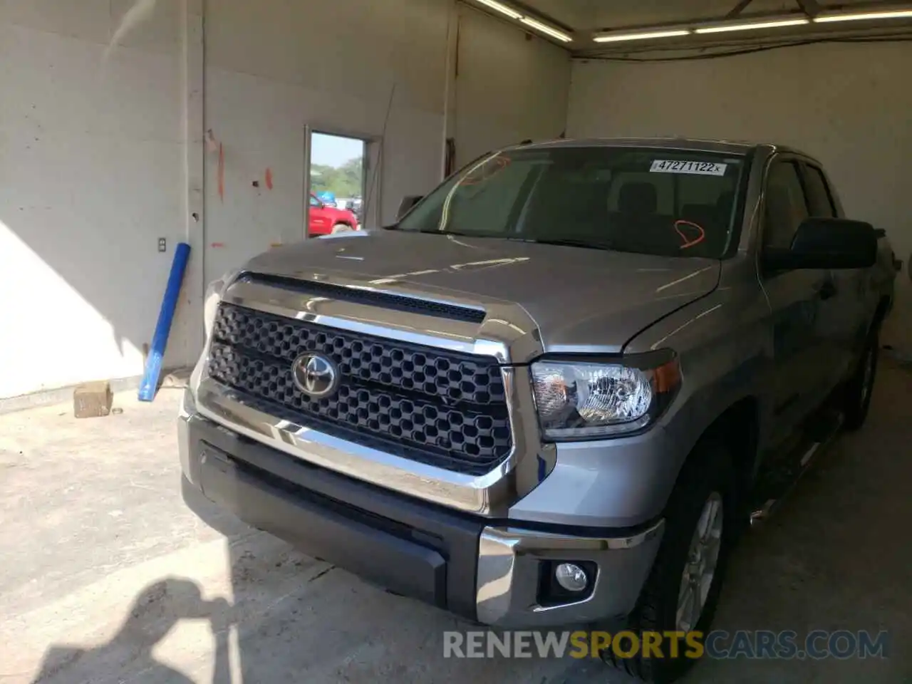 2 Photograph of a damaged car 5TFUW5F11KX810888 TOYOTA TUNDRA 2019