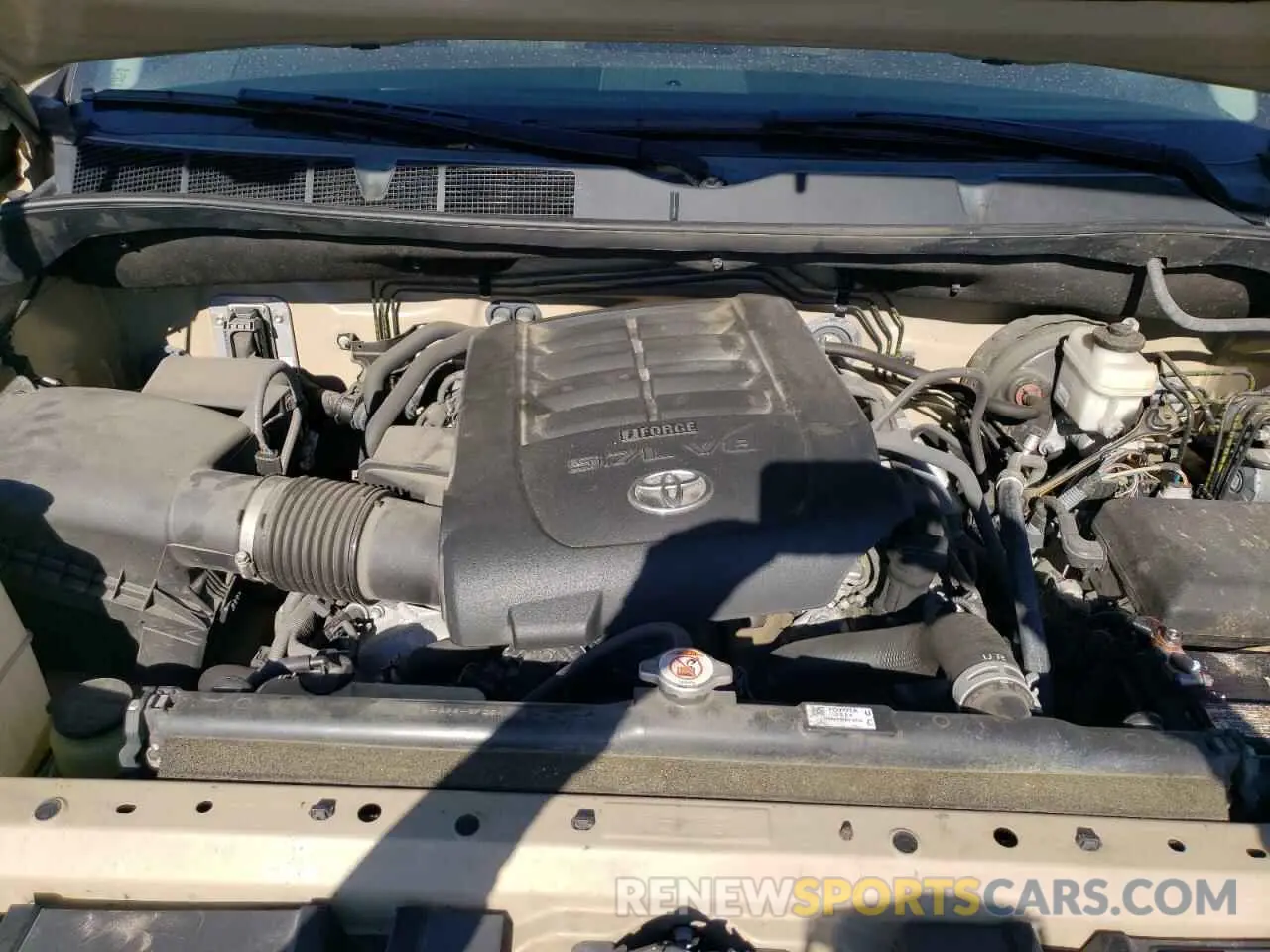 11 Photograph of a damaged car 5TFUW5F11KX852235 TOYOTA TUNDRA 2019